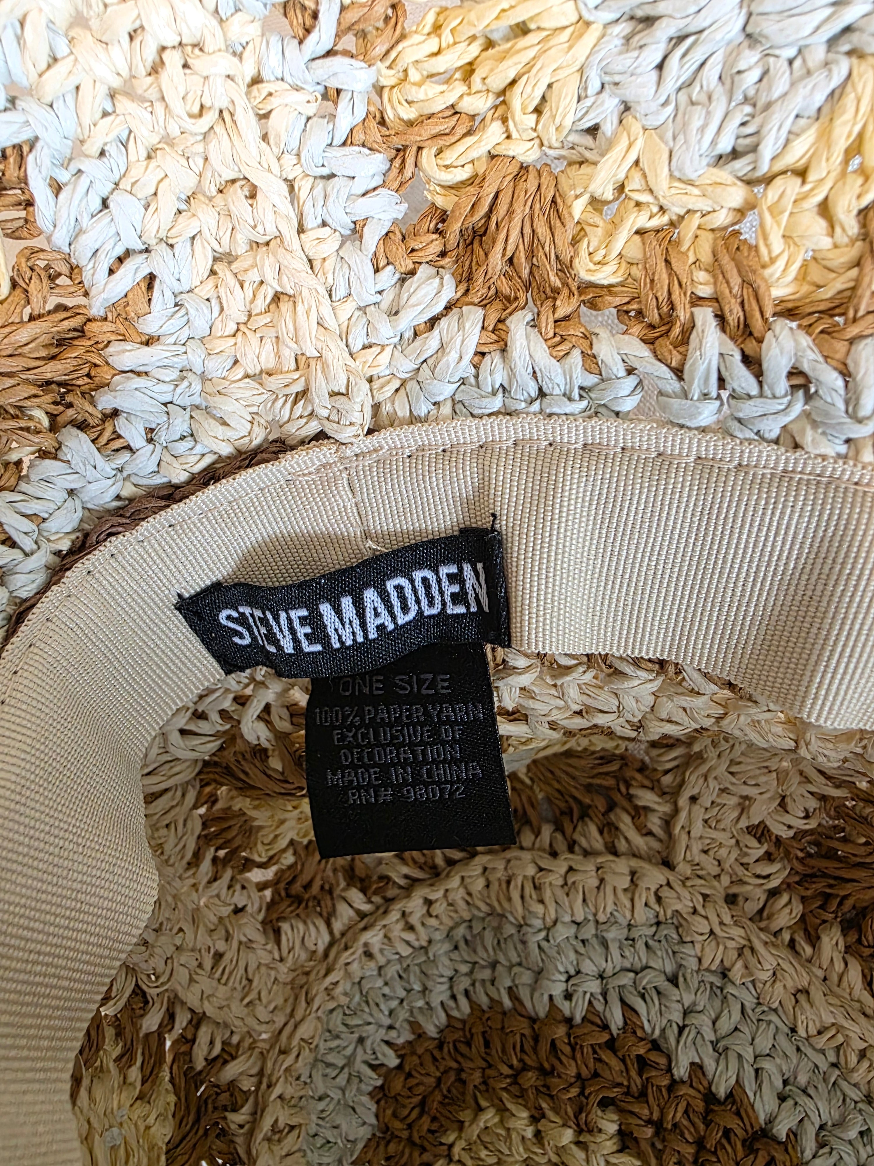 Granny Square Bucket Hat (OS)