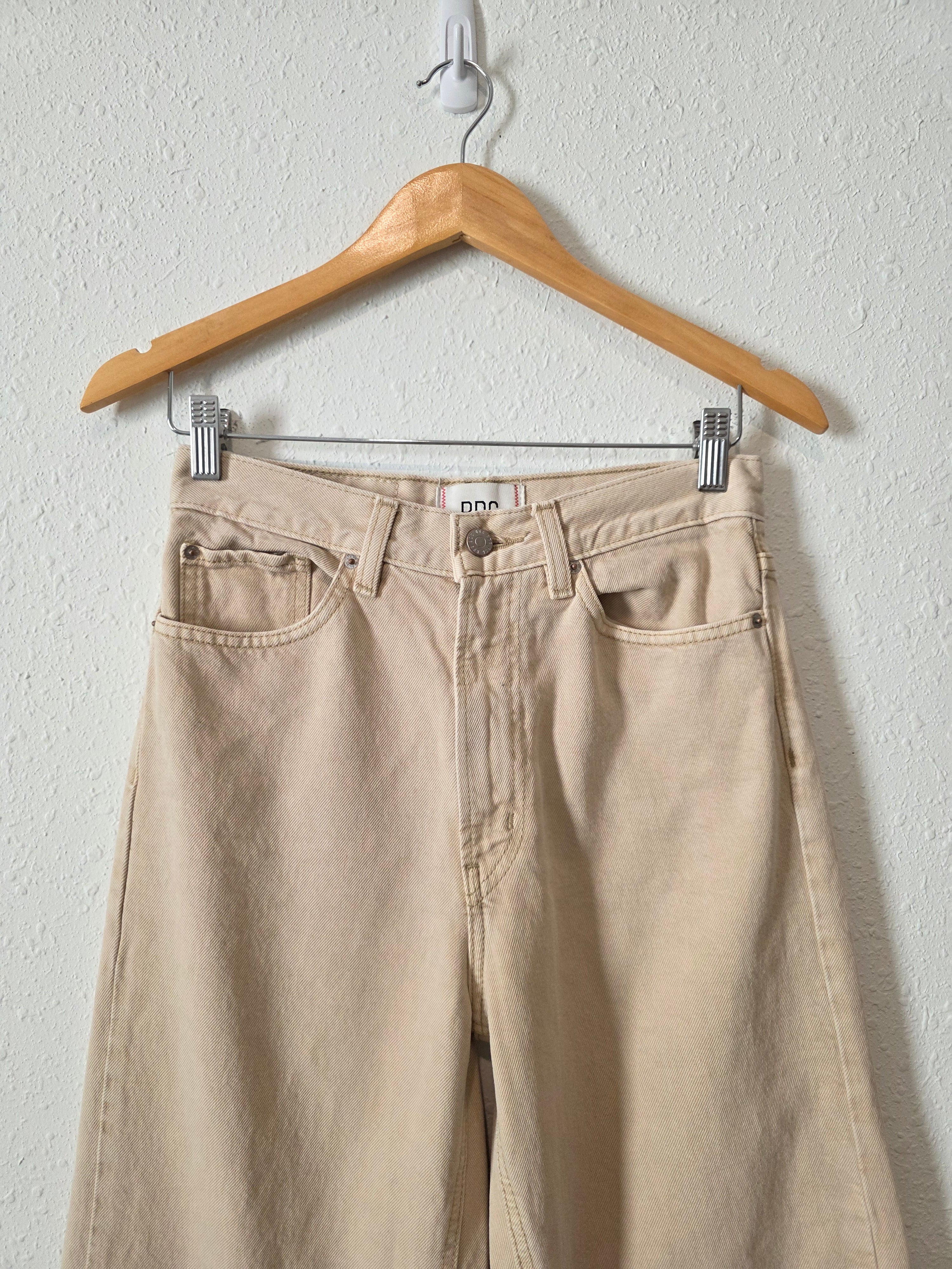 BDG Neutral Wide Leg Jeans (27)