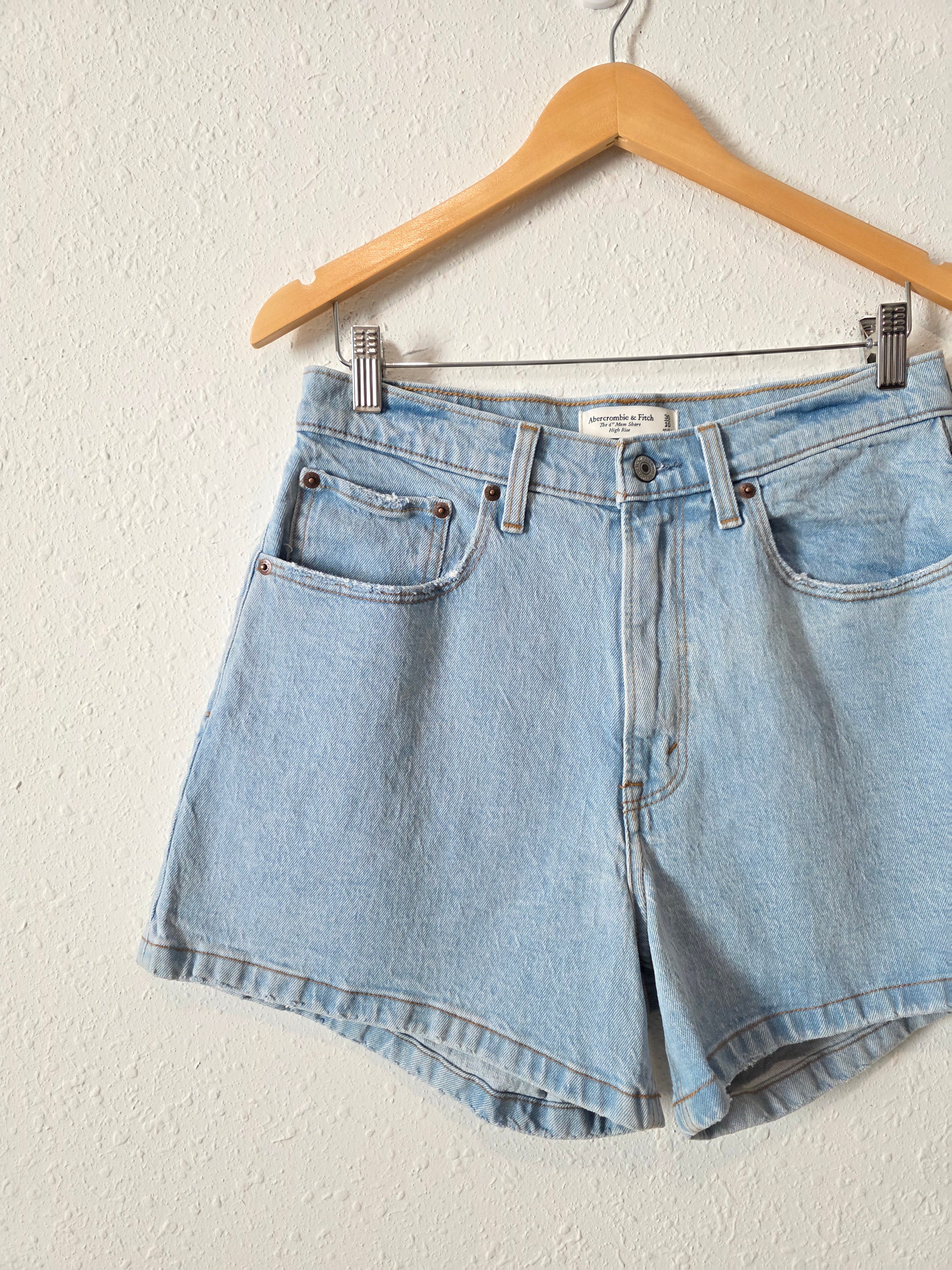 Abercrombie Light Wash Denim Shorts (30/10)