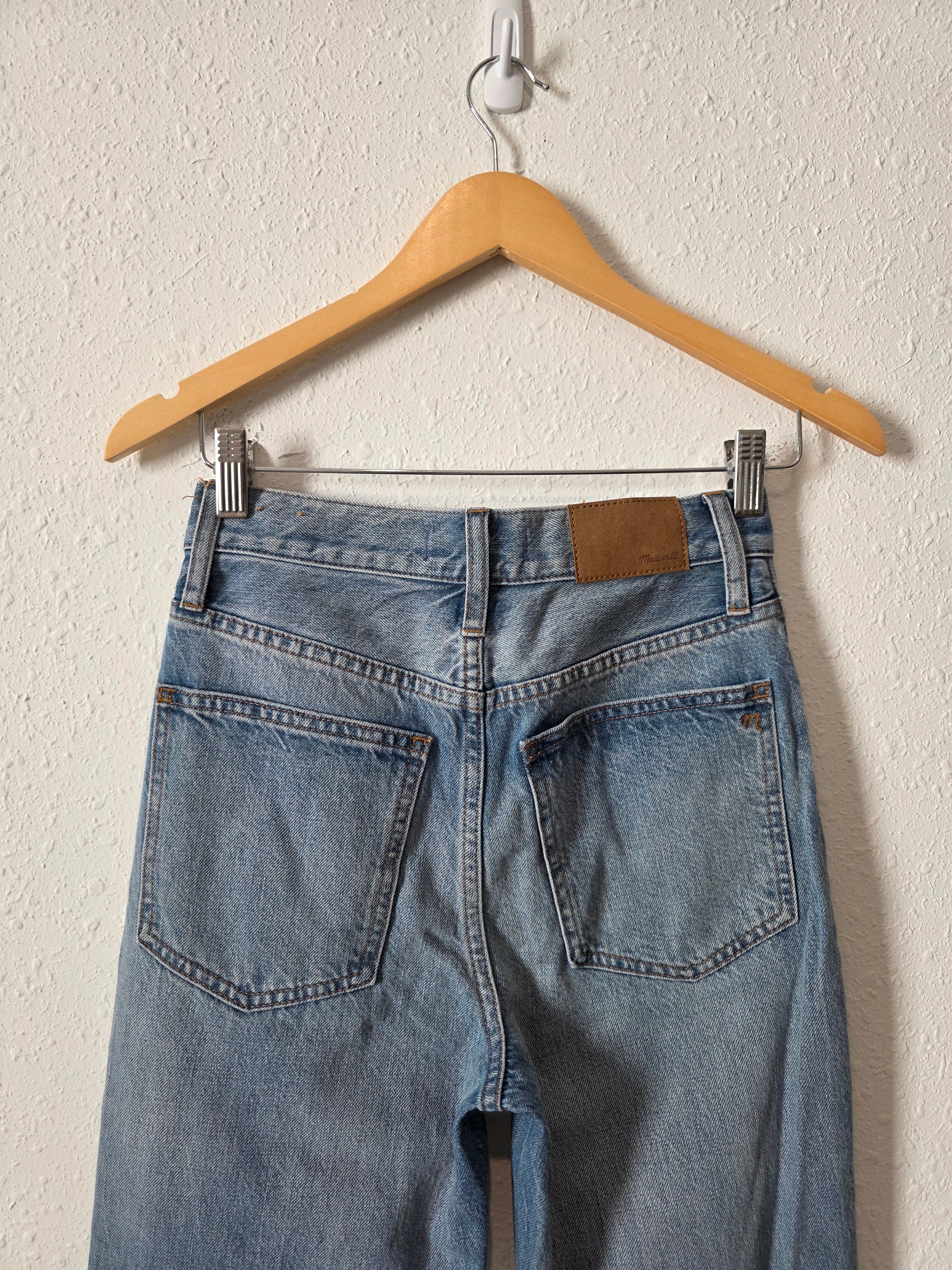 Madewell Relaxed Straight Jeans (24)