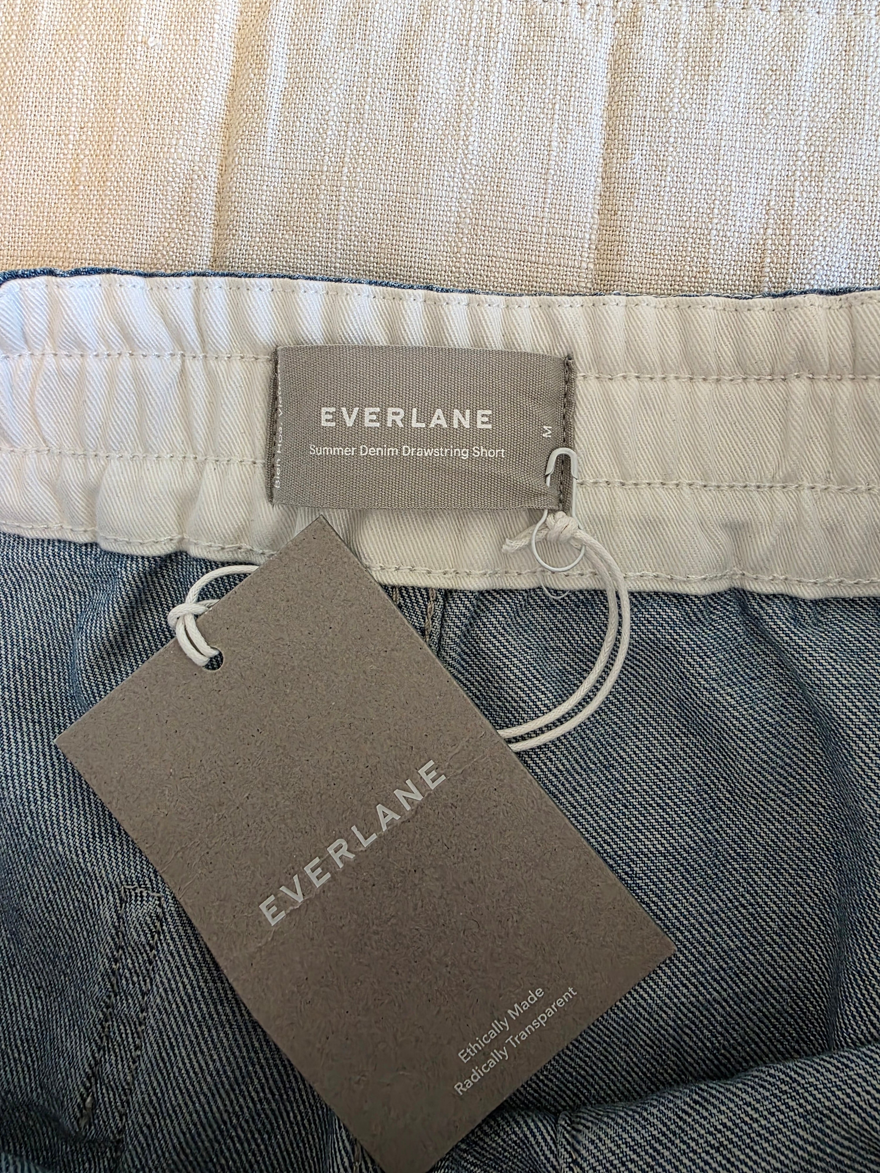 NEW Everlane Denim Easy Shorts (M)
