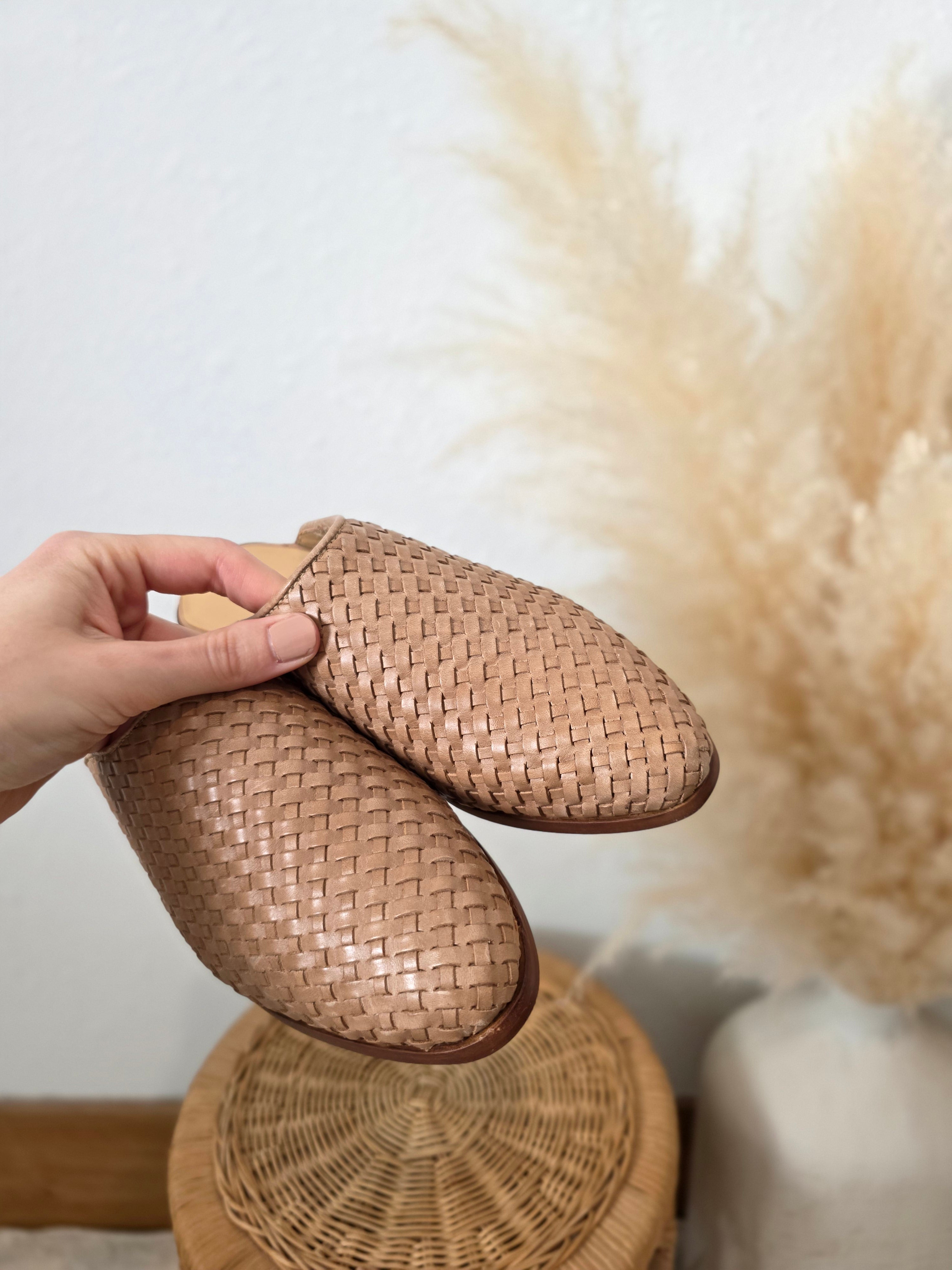Nisolo Woven Leather Mules (5)