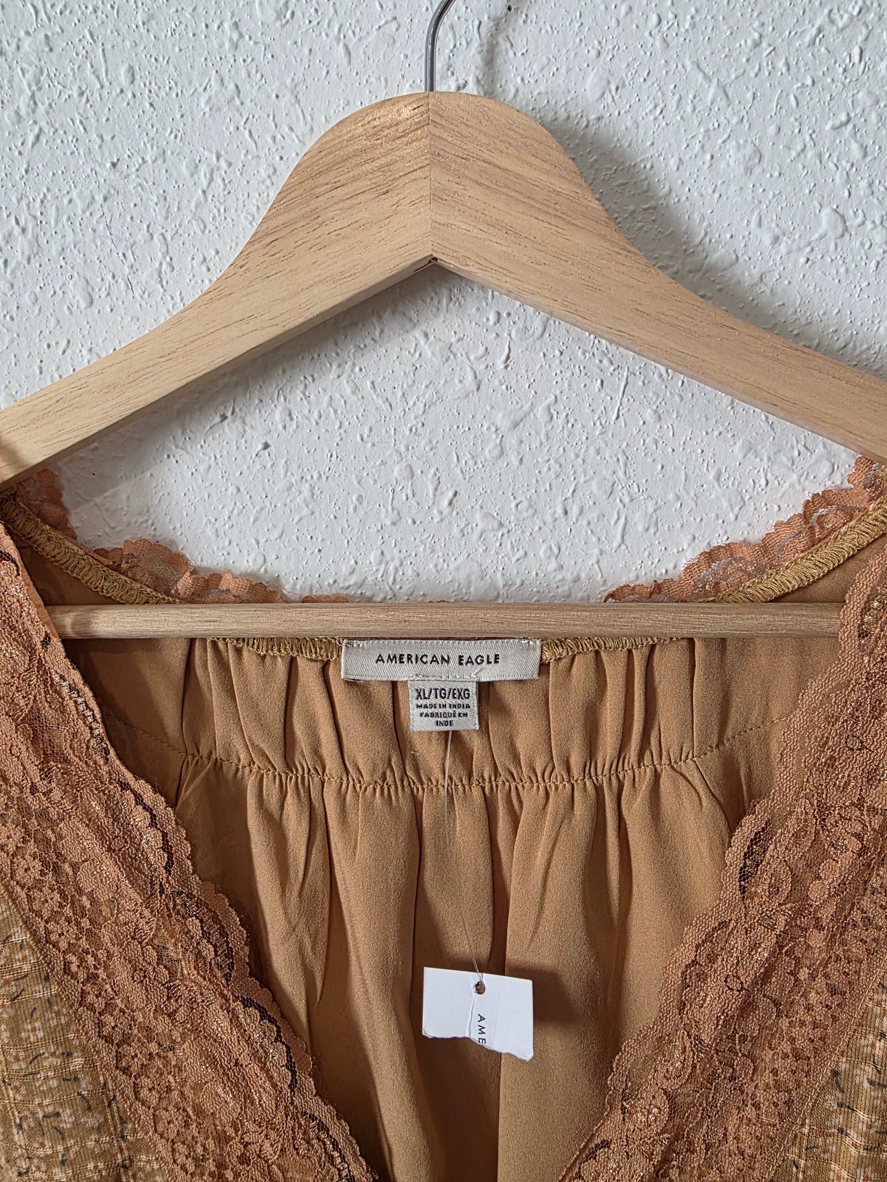 NEW Dainty Floral Lace Top (XL)
