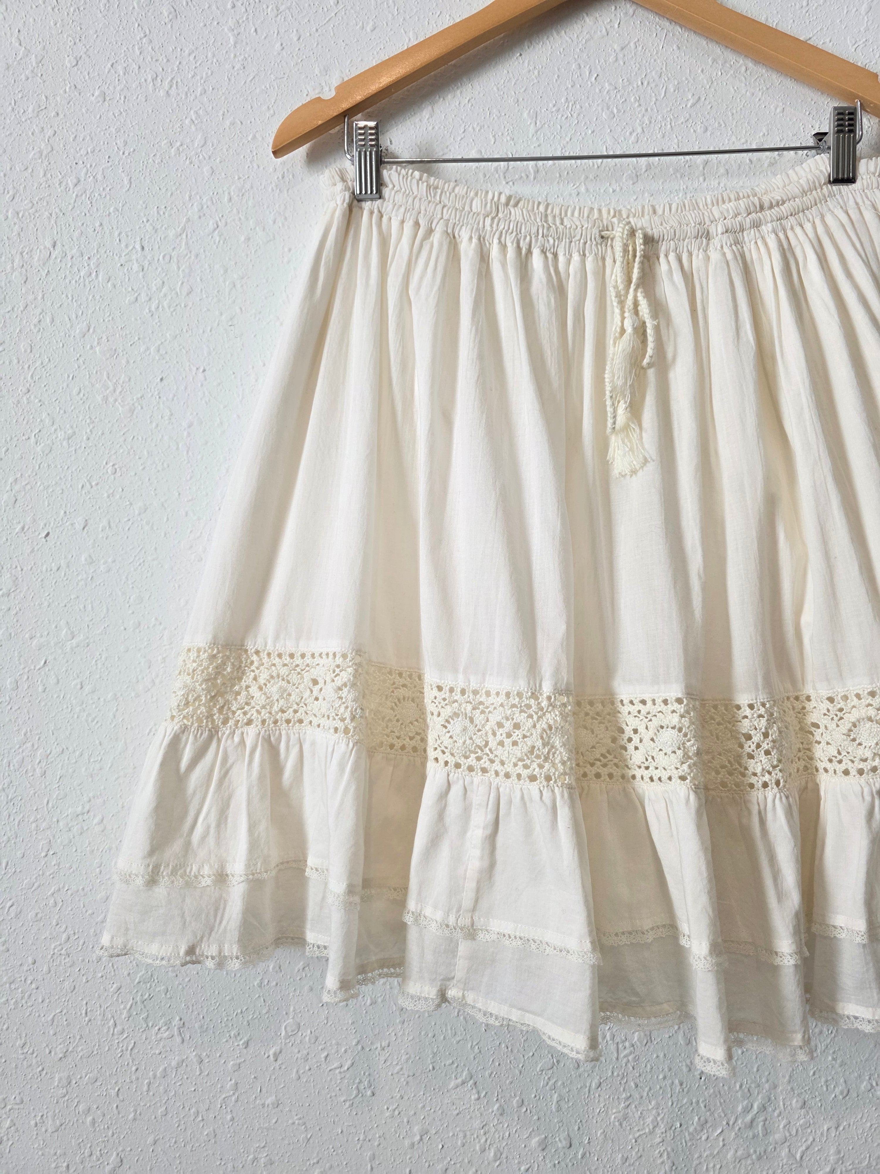 Vintage Cream Mini Skirt (M)