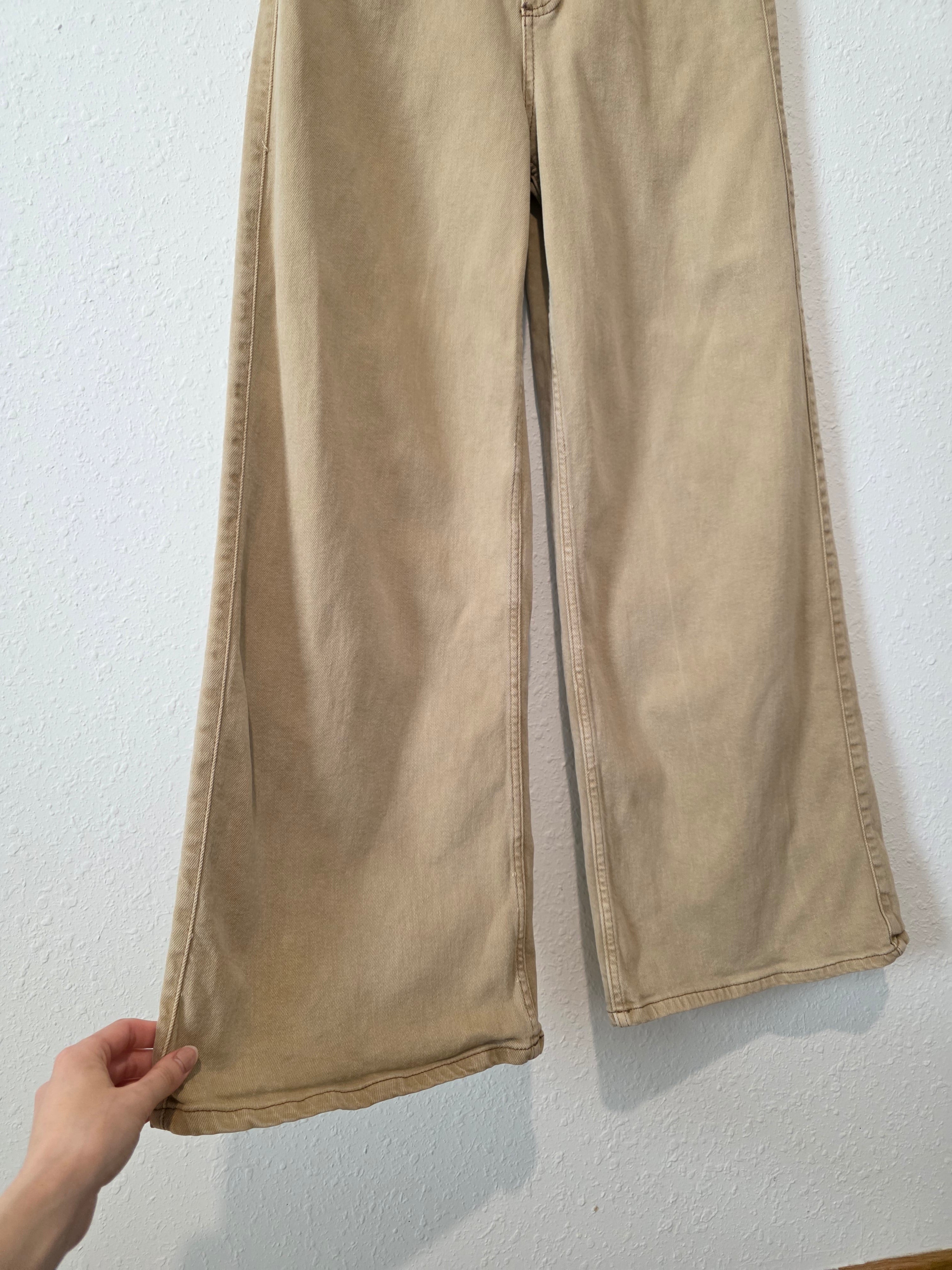 BDG Wide Leg Jeans (29)
