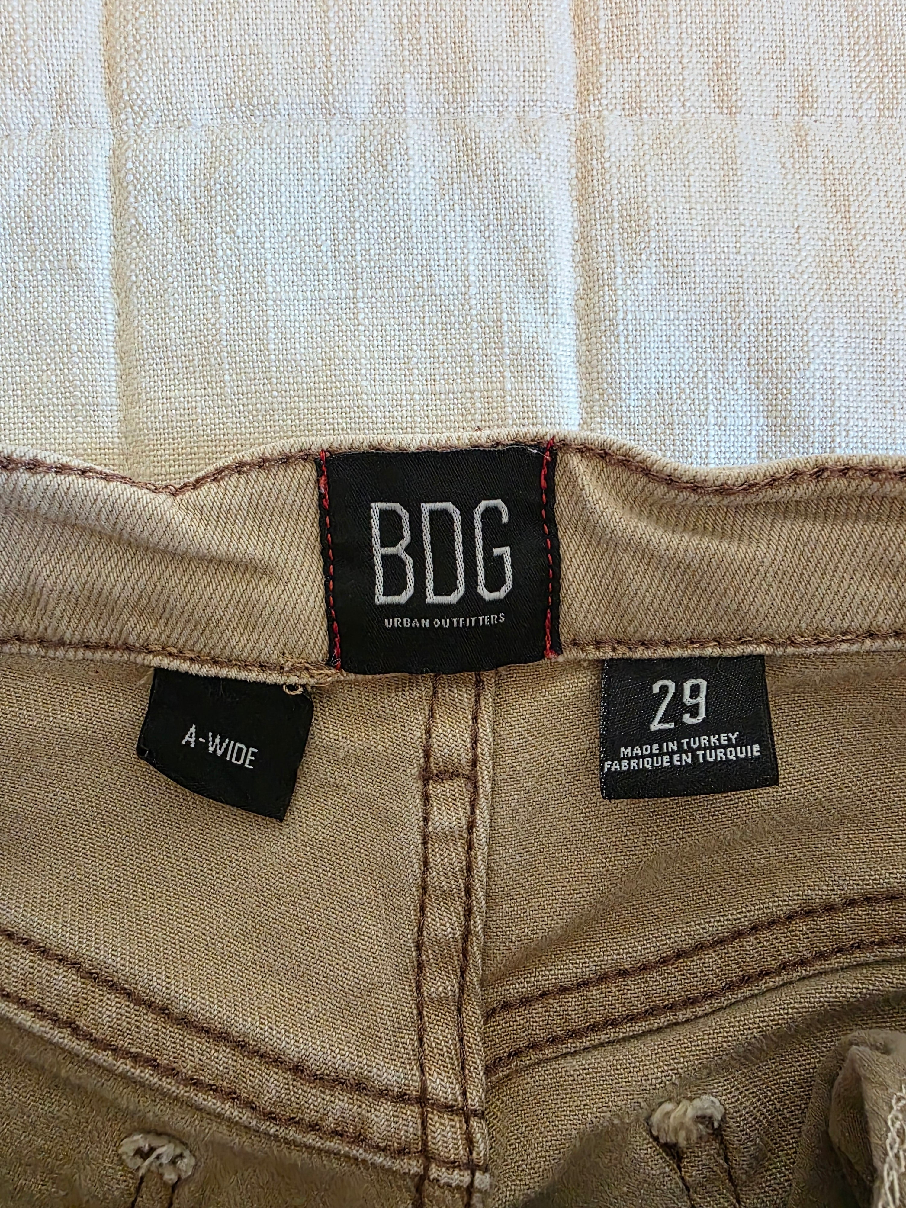 BDG Wide Leg Jeans (29)