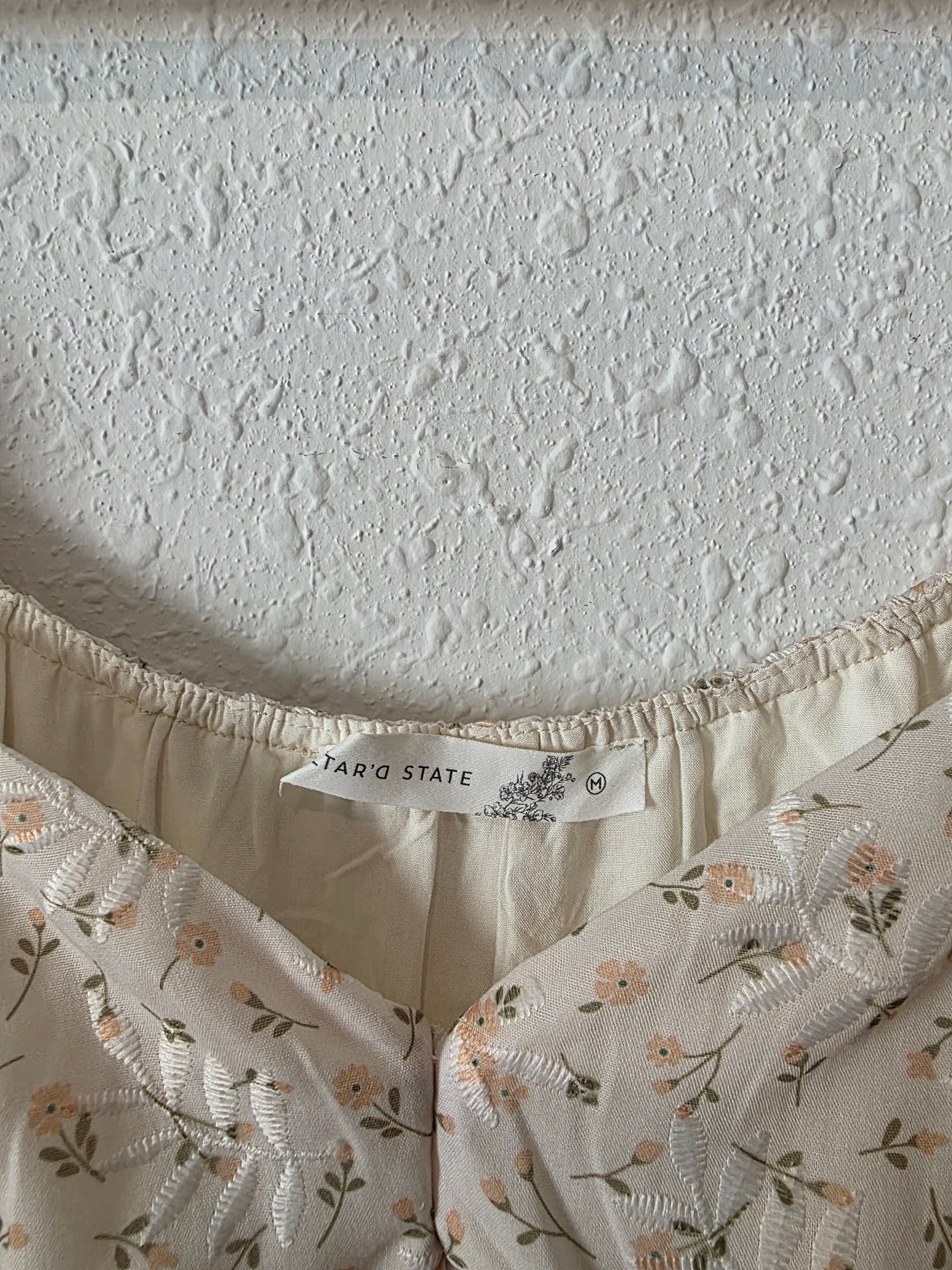 Altar'd State Floral Puff Sleeve Top (M)