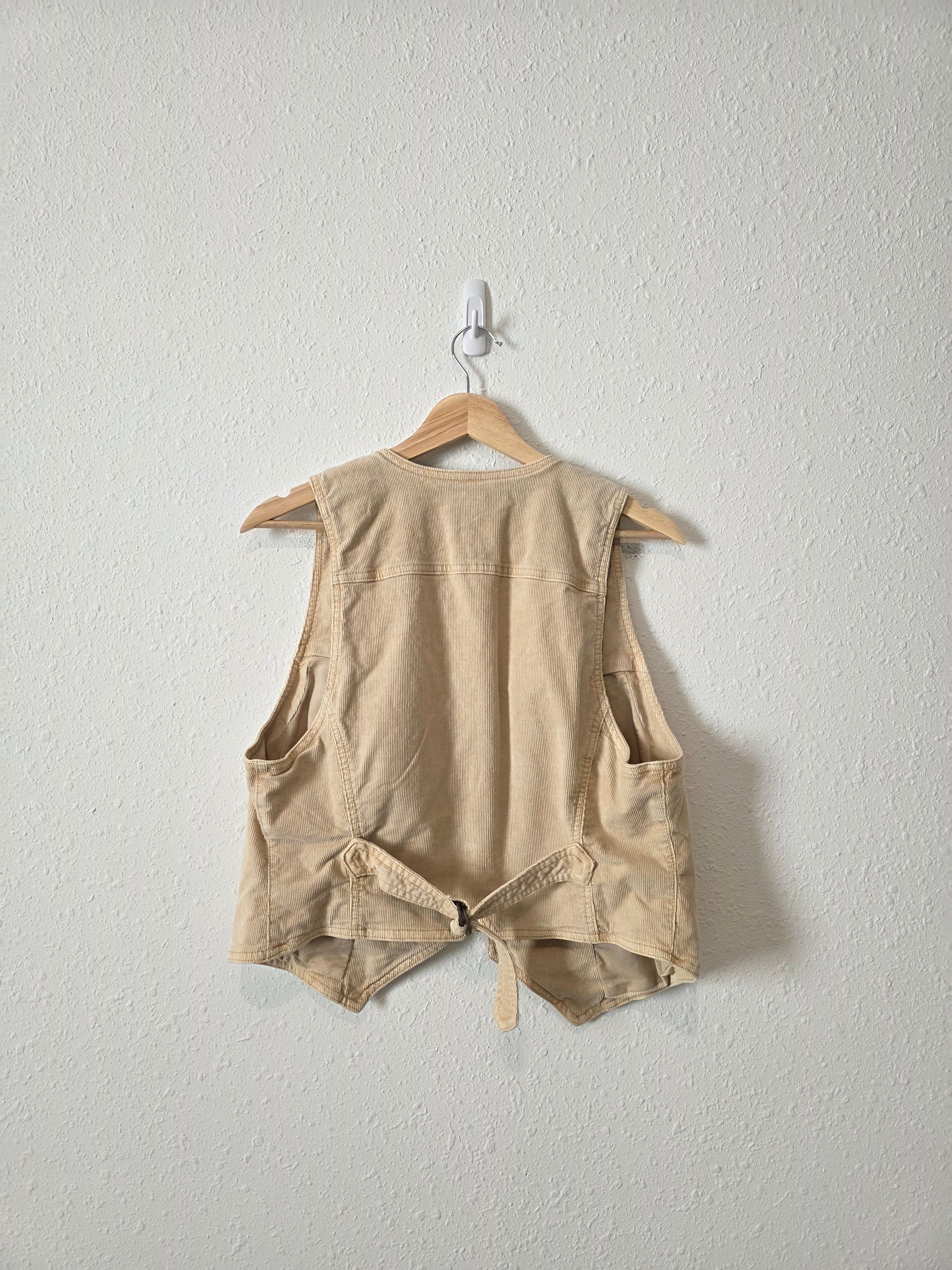 NEW Cropped Corduroy Vest (XL)