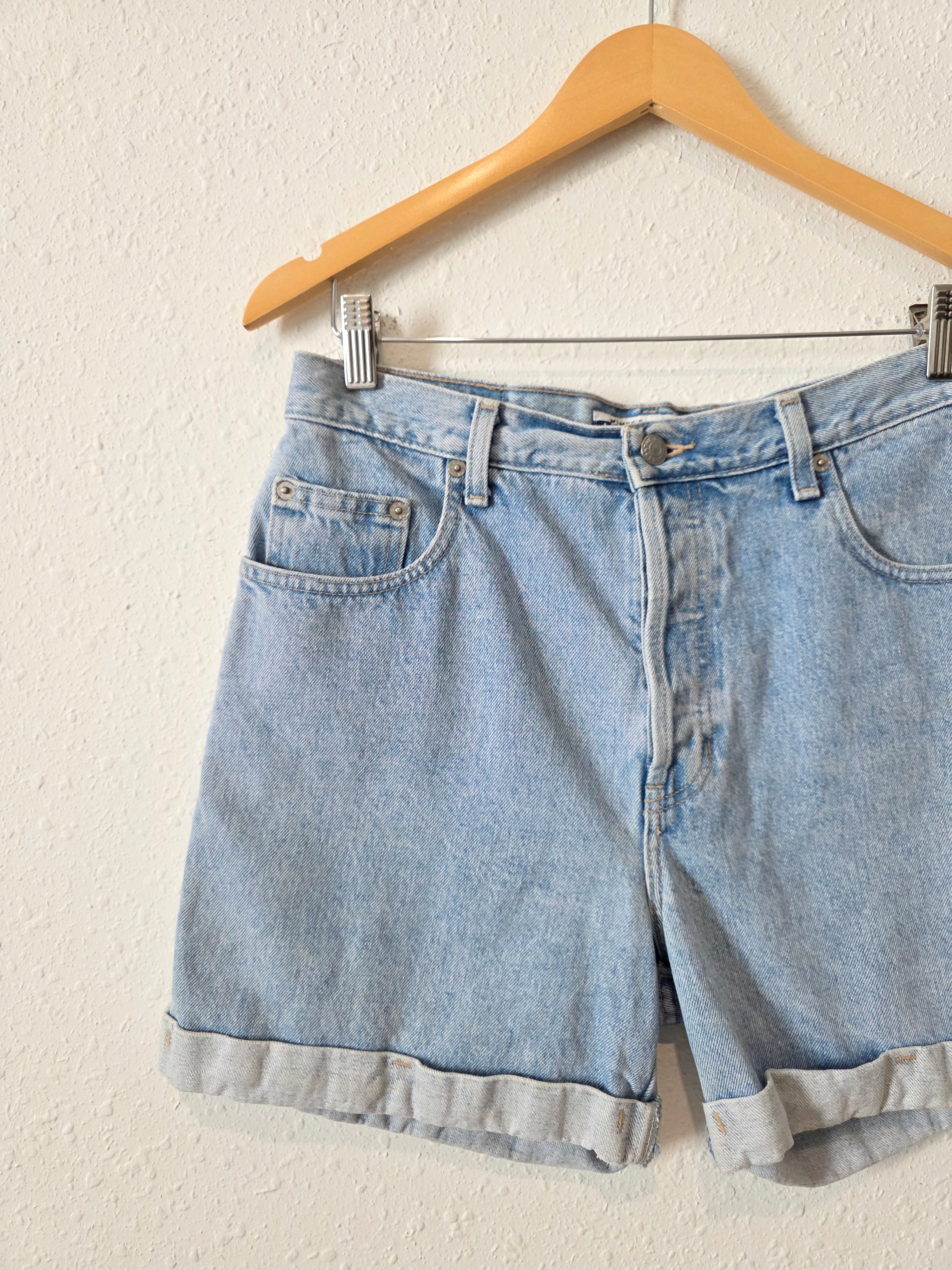 Vintage Gap Light Wash Shorts (10)