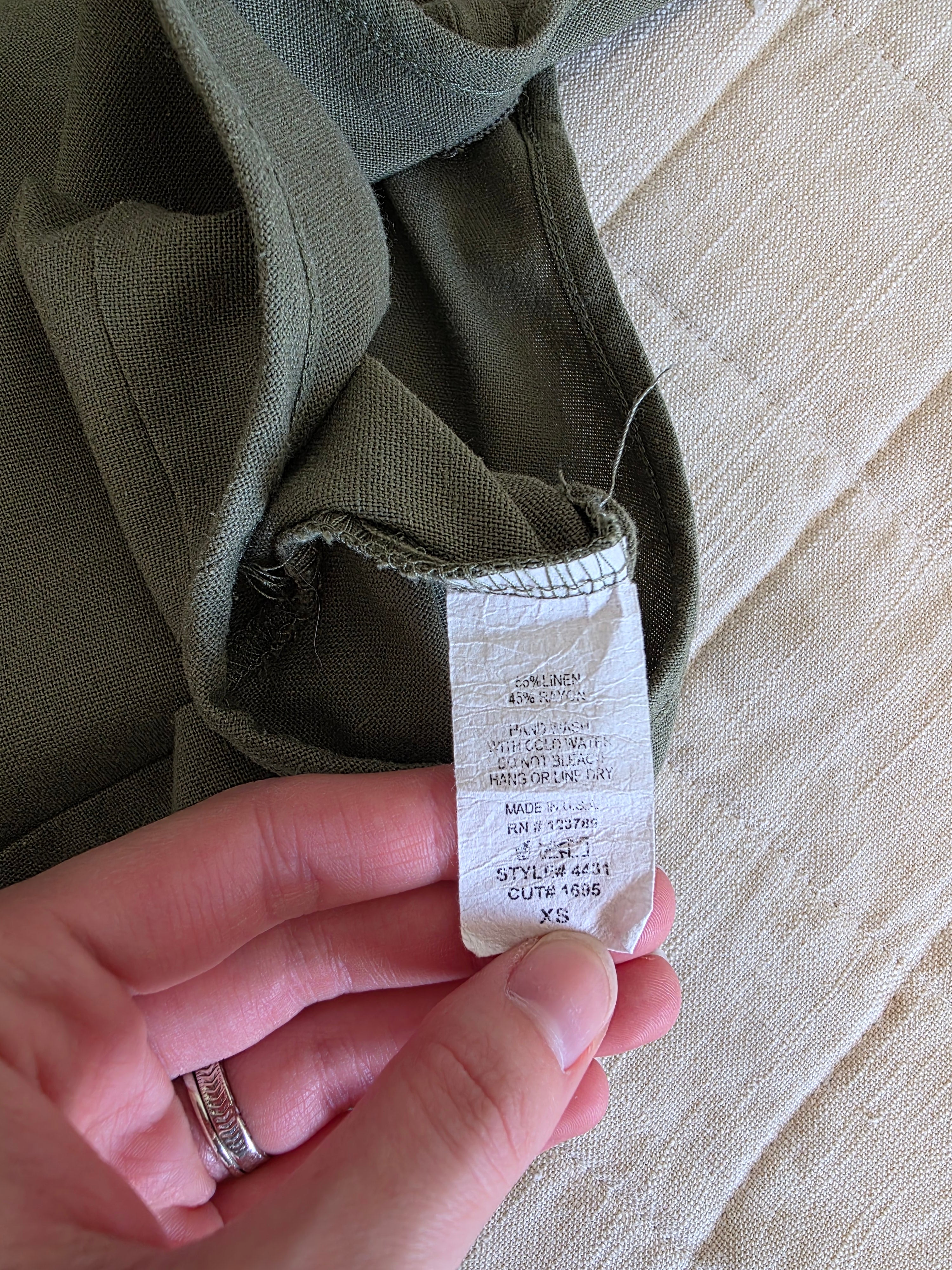 Carly Jean Olive Linen Blend Overalls (XS)