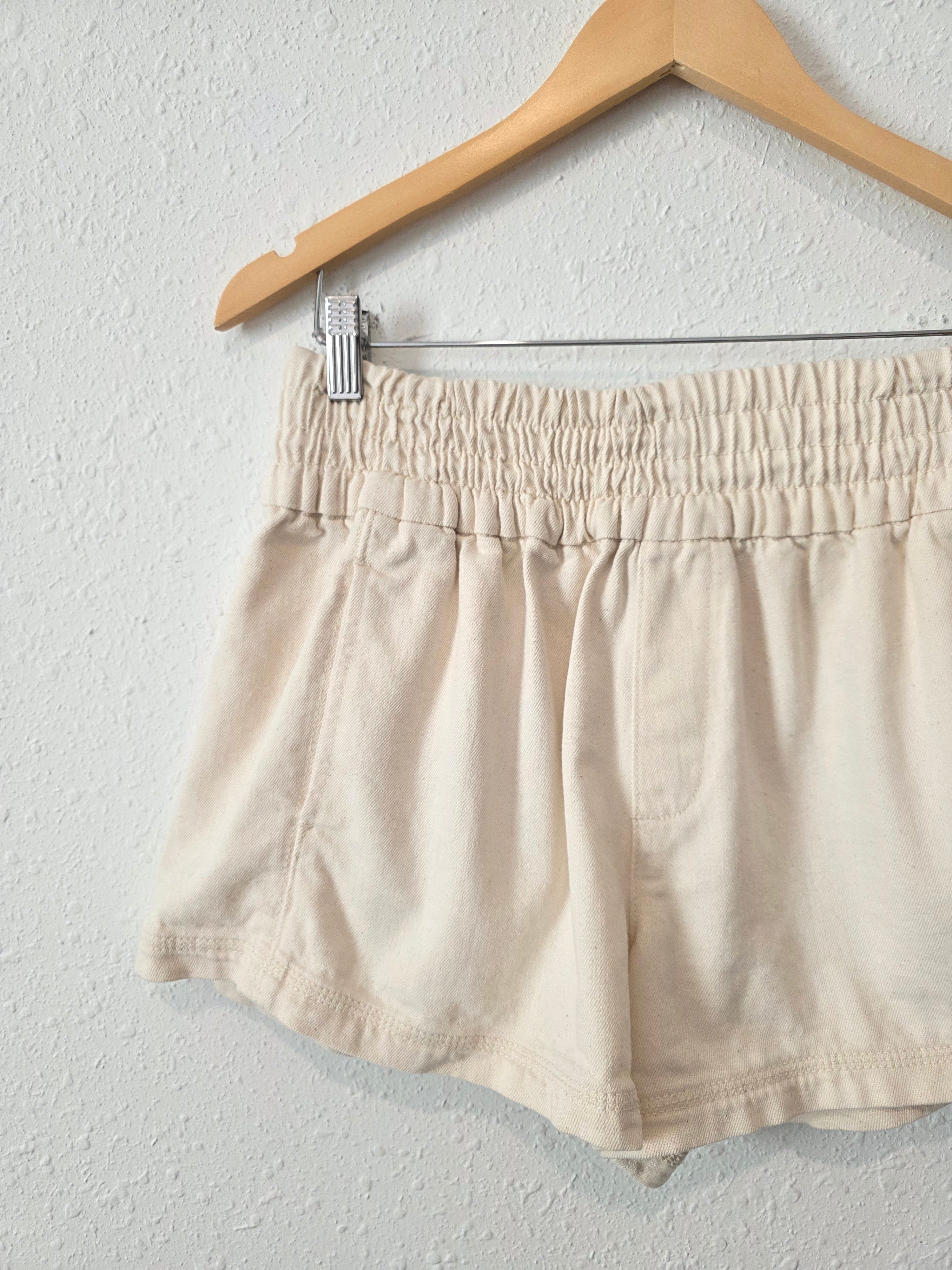 Aerie Cream Shorts (M)