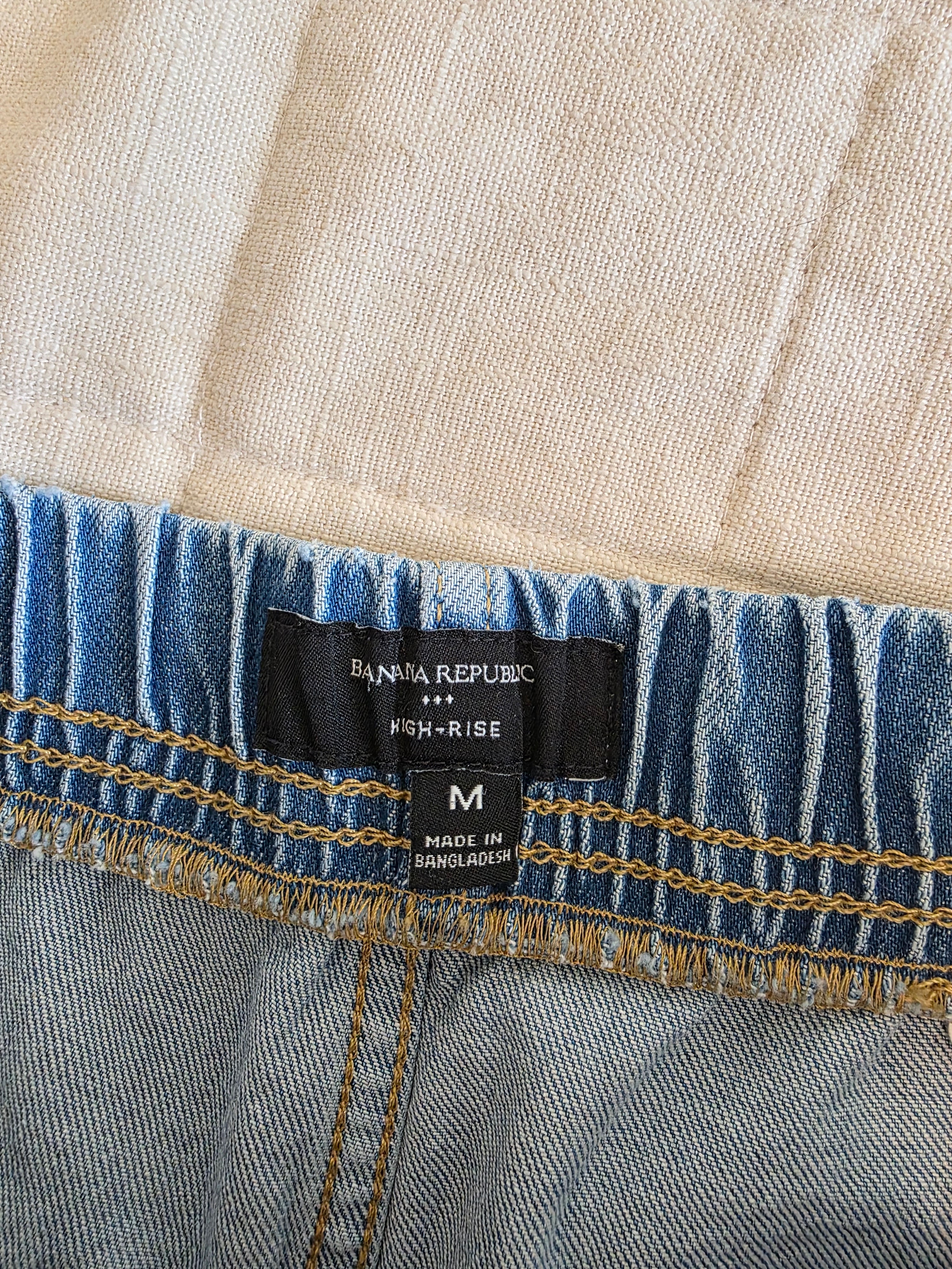 Banana Republic Tie Waist Denim Shorts (M)