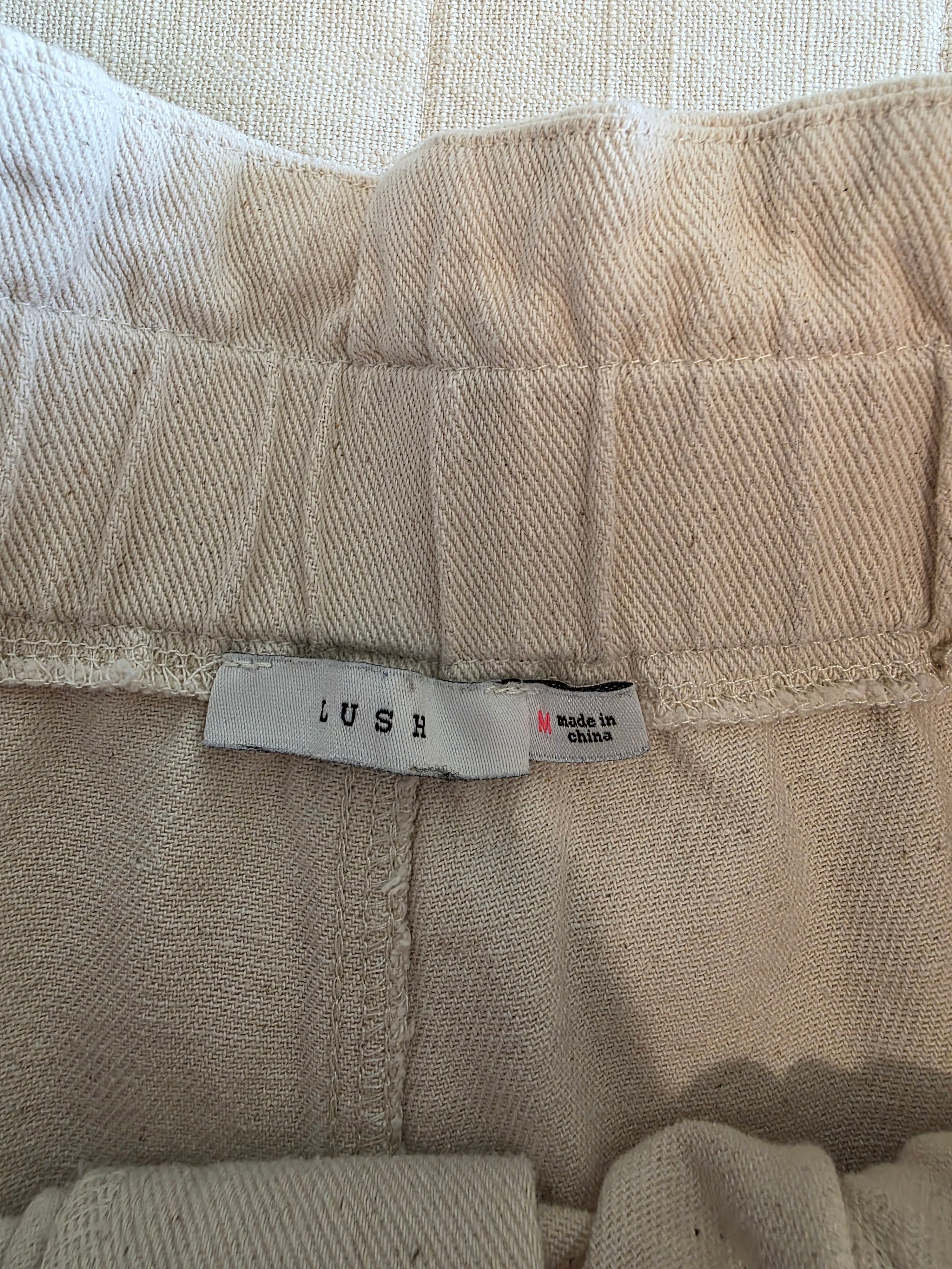 Lush Ecru Cotton Shorts (M)