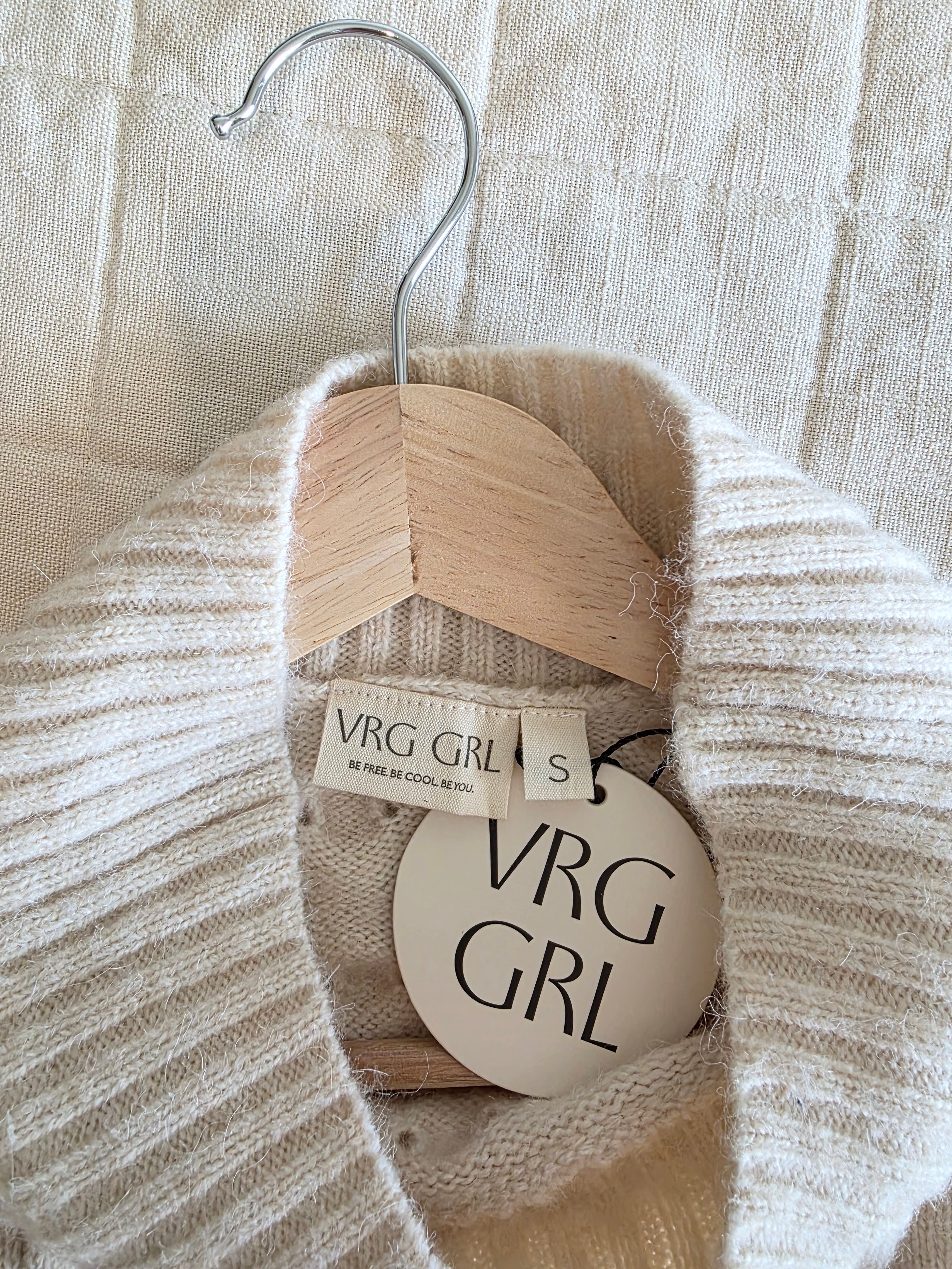 NEW Vrg Grl Textured Sweater (S)