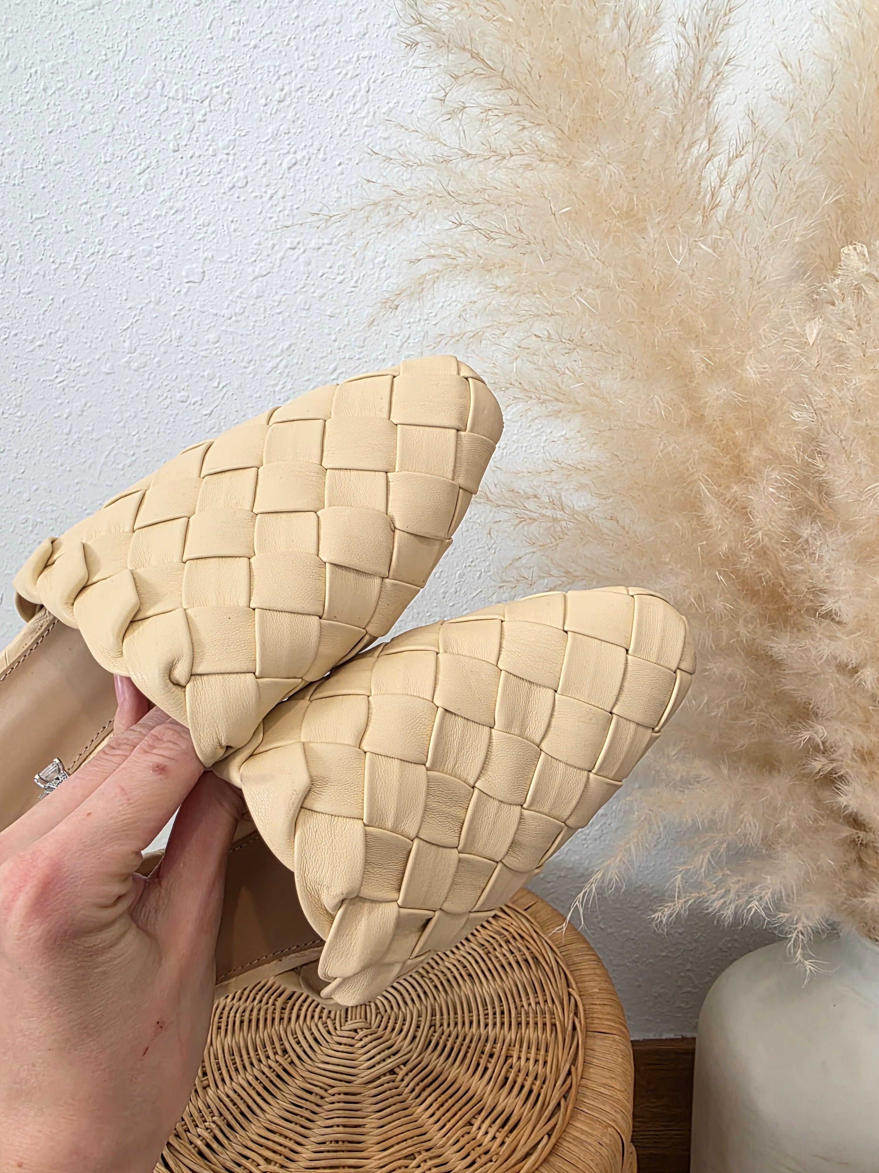 Sam Edelman Woven Mules (8.5)
