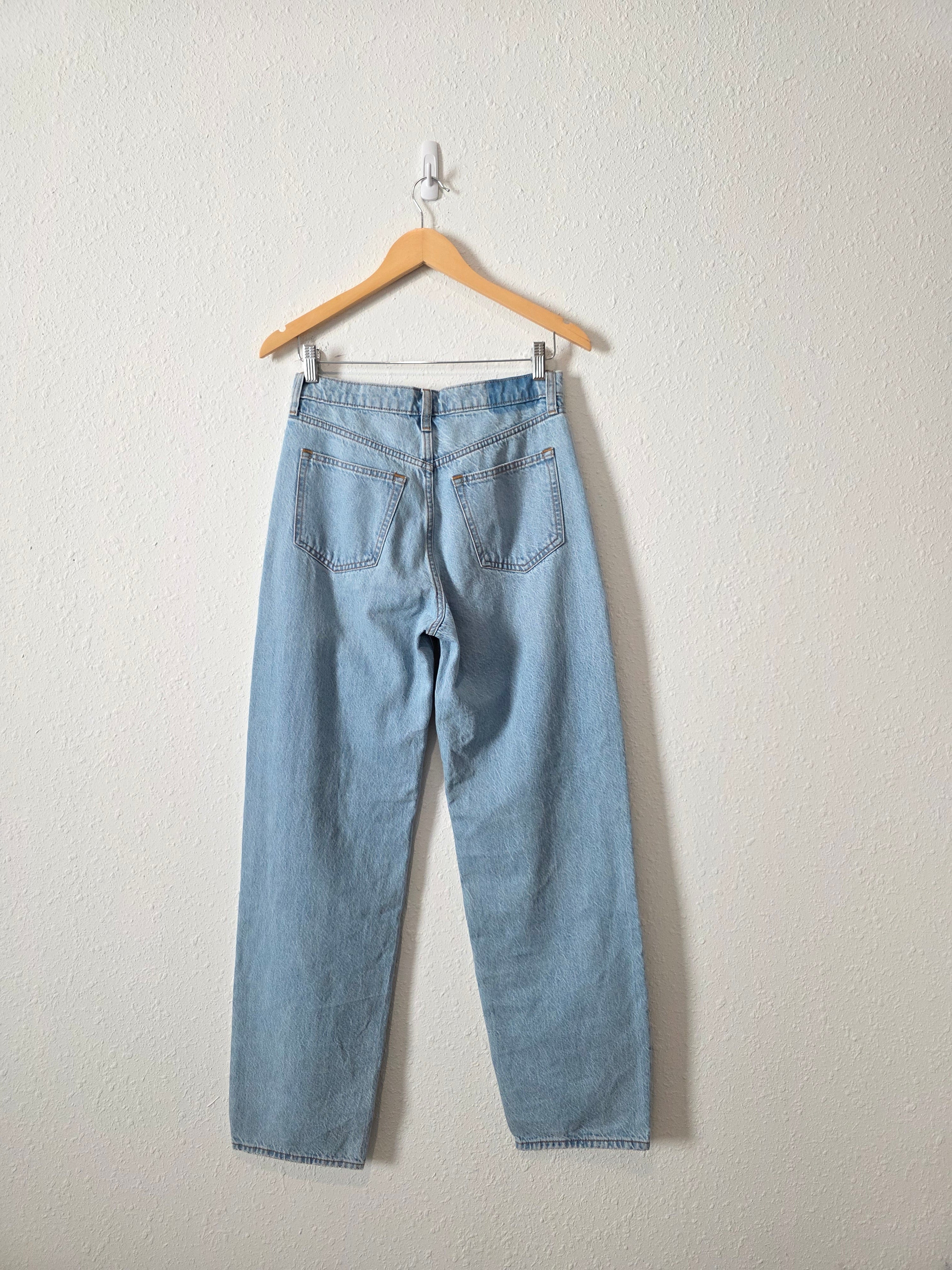 Abercrombie Light Wash Taper Jeans (27/4)
