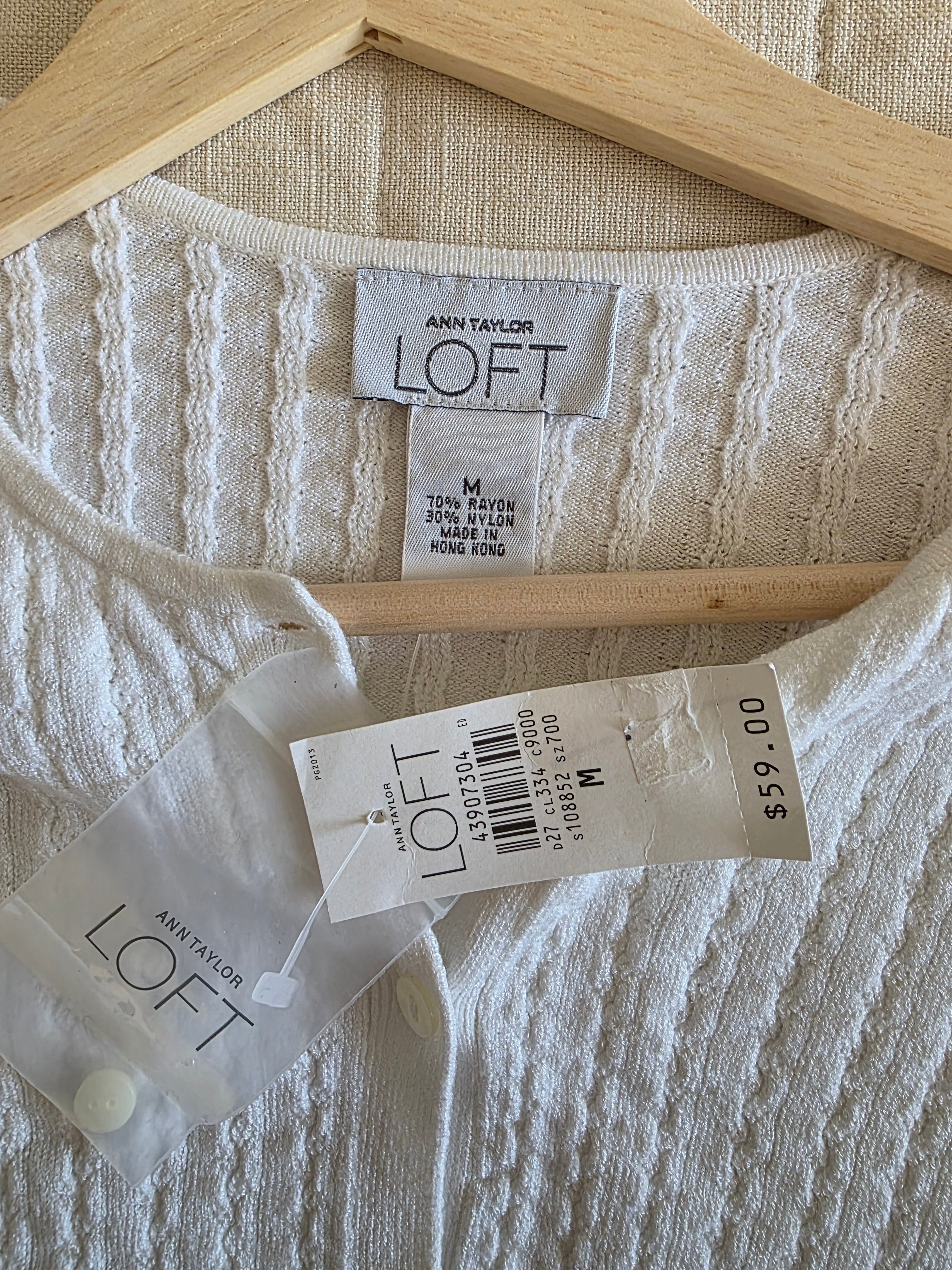 NEW Vintage Loft Cable Knit Sweater (M)