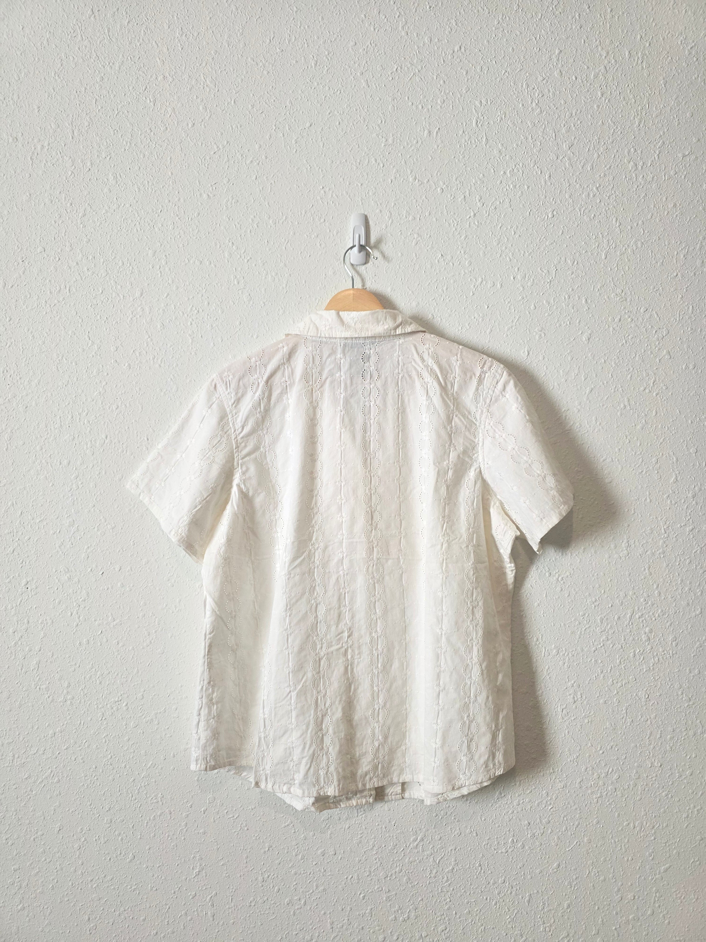 Vintage Floral Embroidered Button Up (L)
