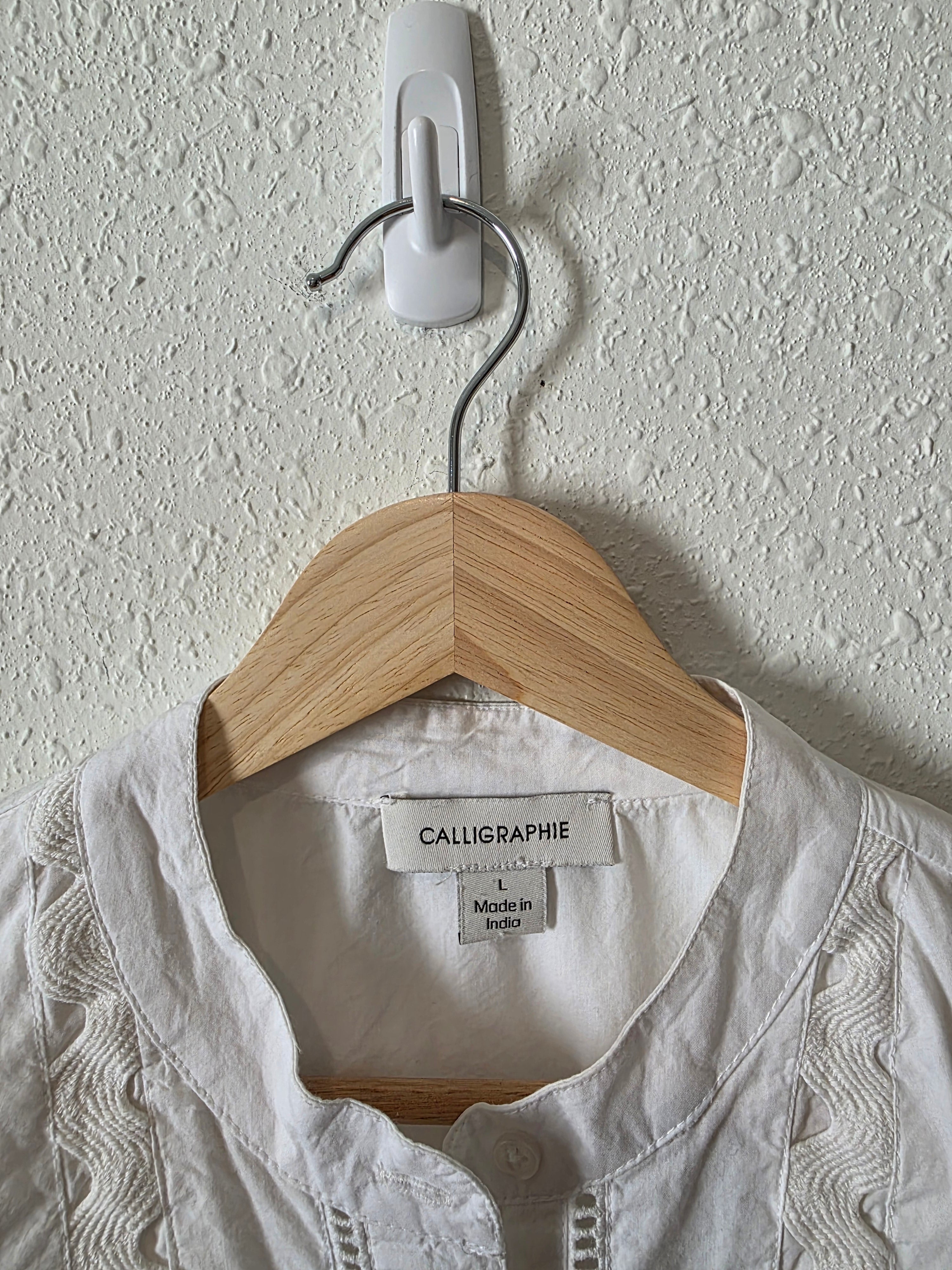 Embroidered Puff Sleeve Blouse (L)