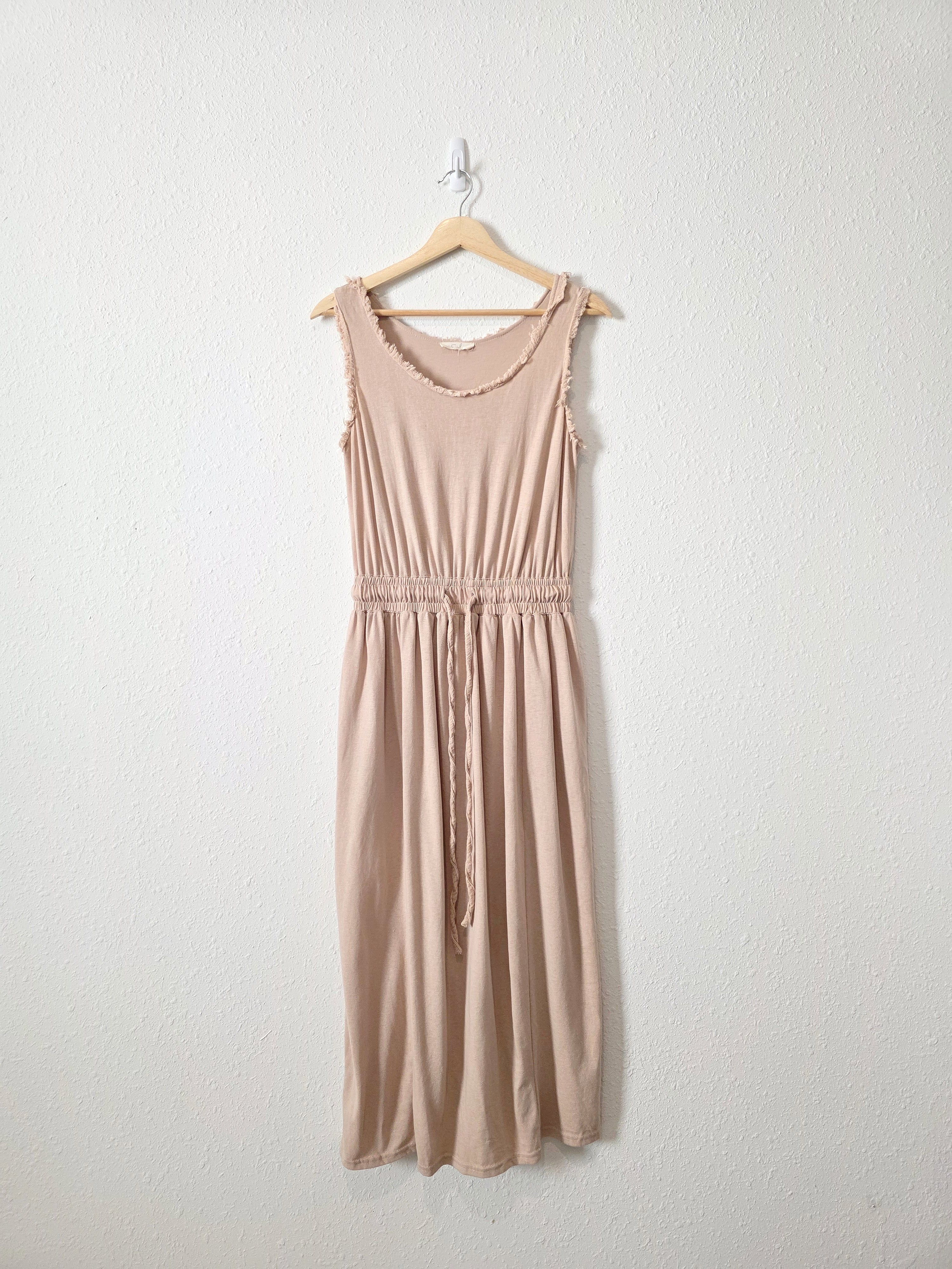 Easel Tie Waist Midi Dress (S)