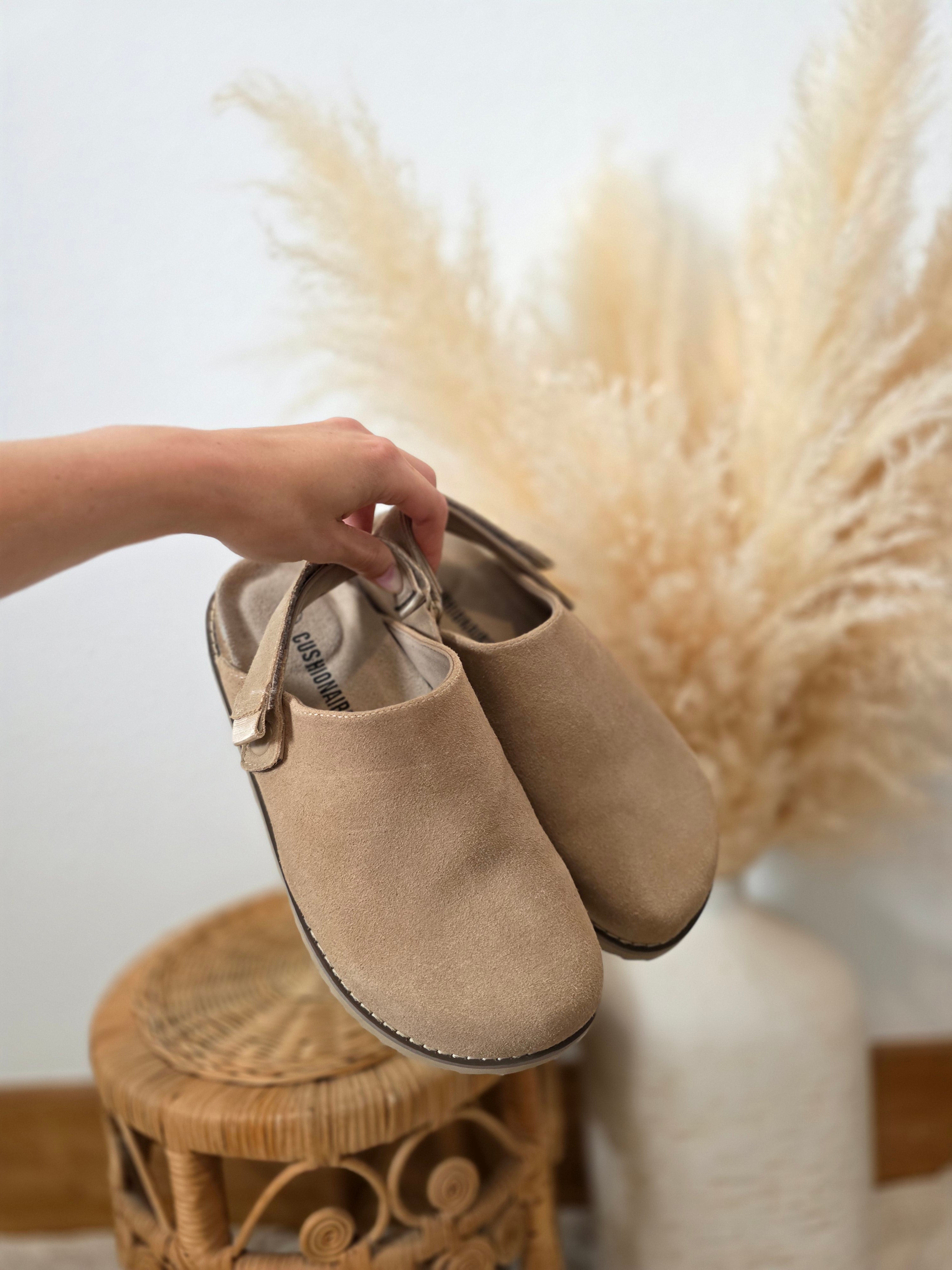 Cushionaire Suede Clogs (9)
