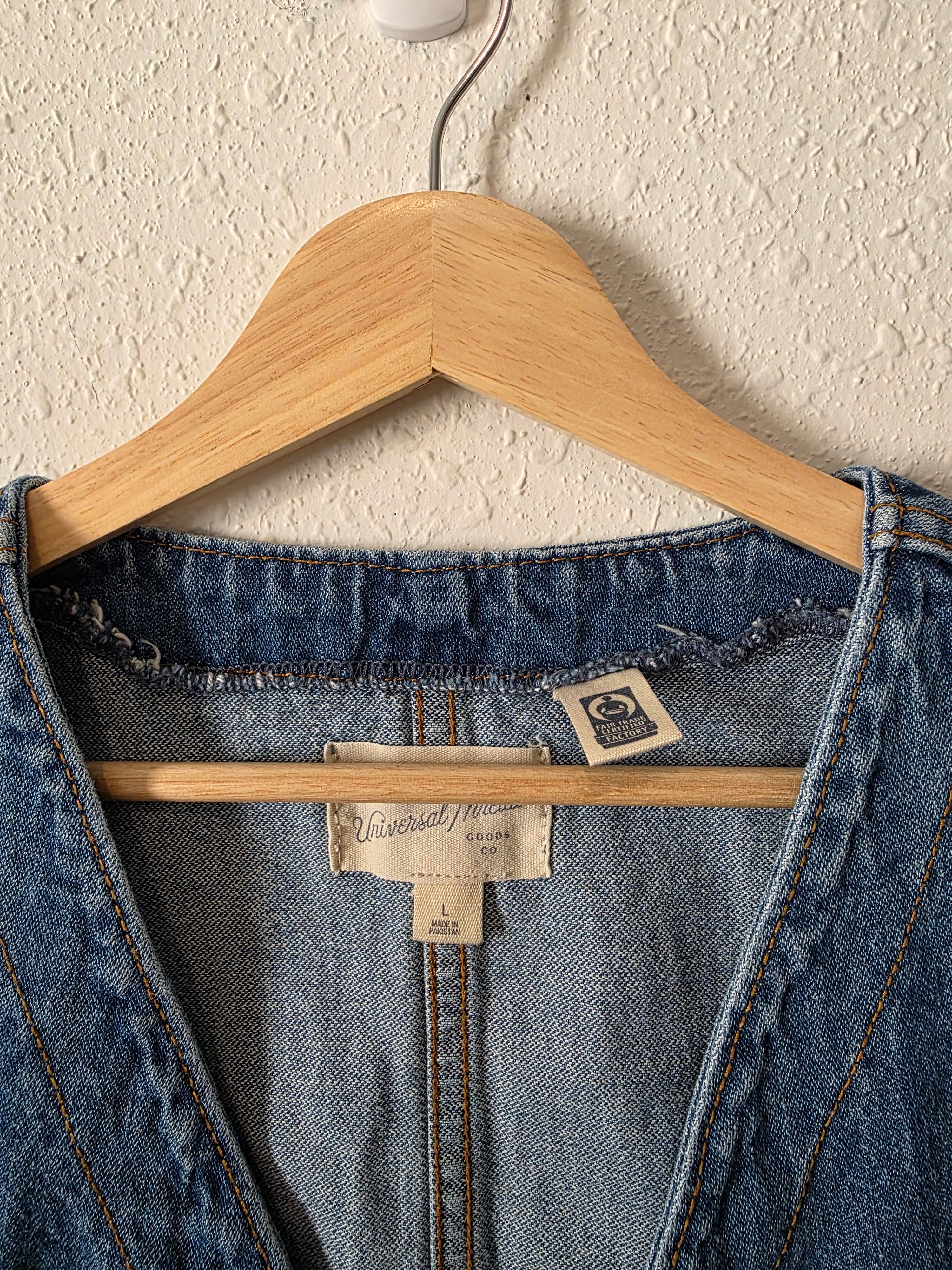 Cropped Denim Vest (L)