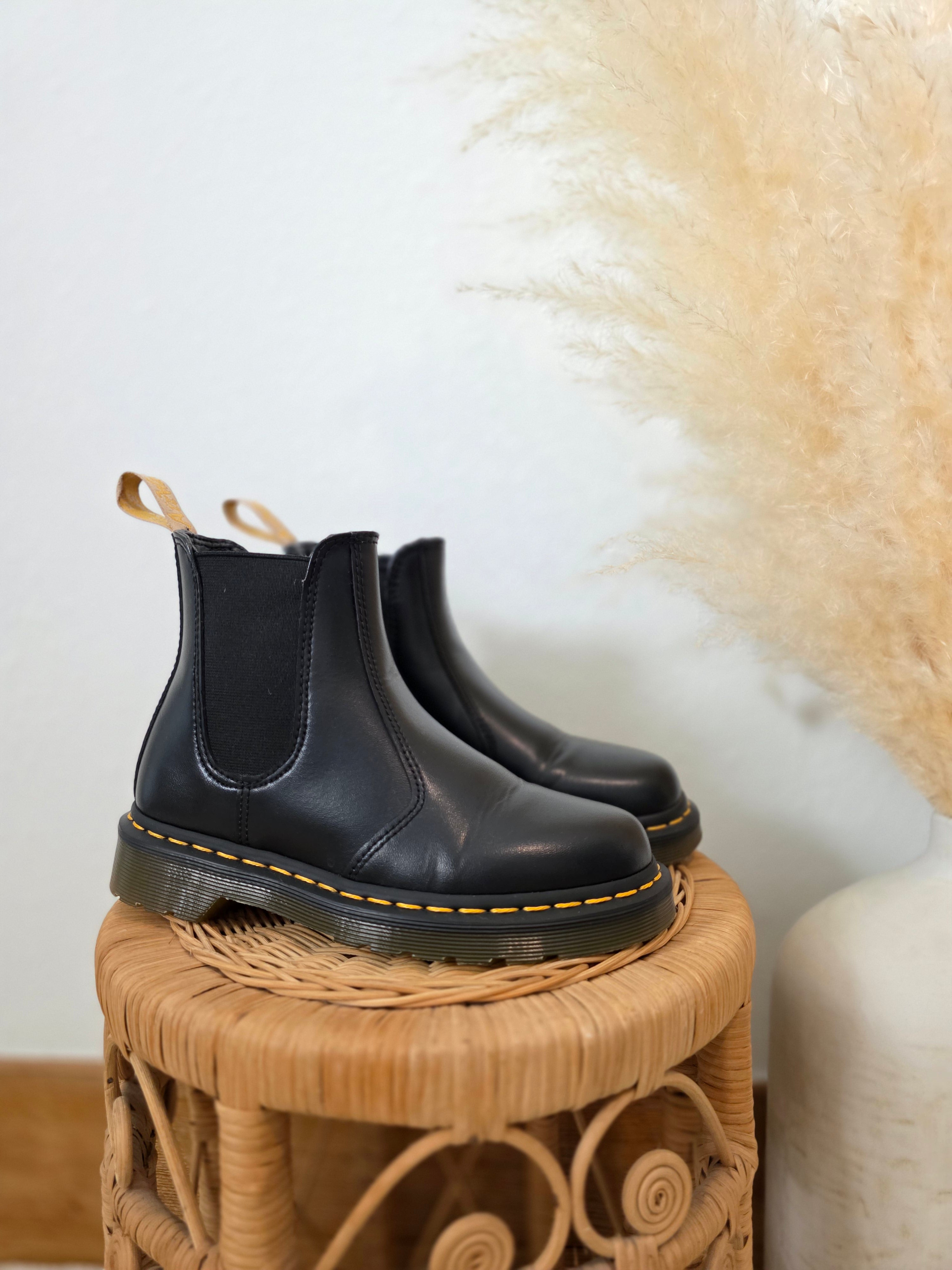 Dr Martens Black Chelsea Boots (5)