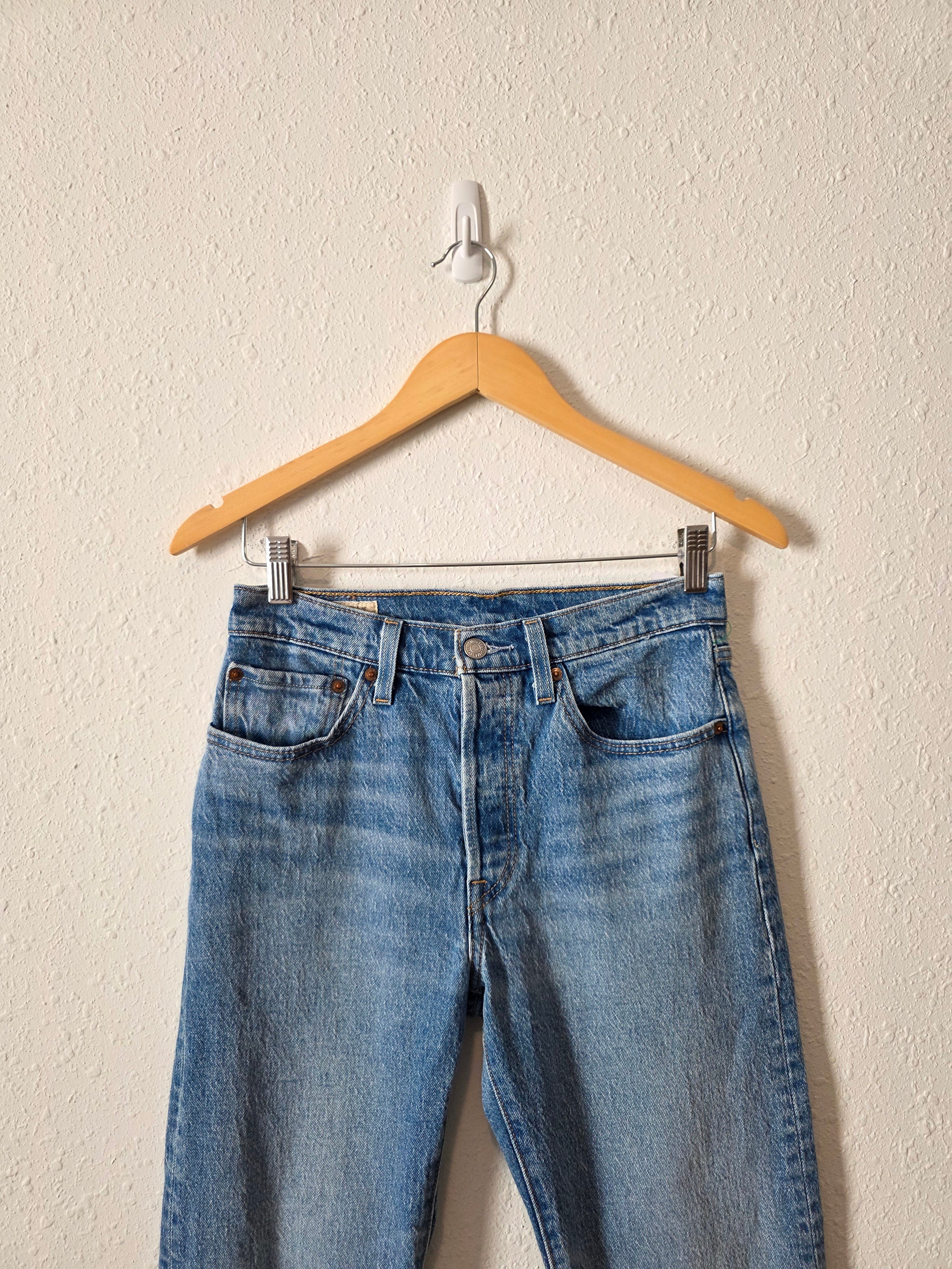 Levi's Straight Leg Jeans (26)