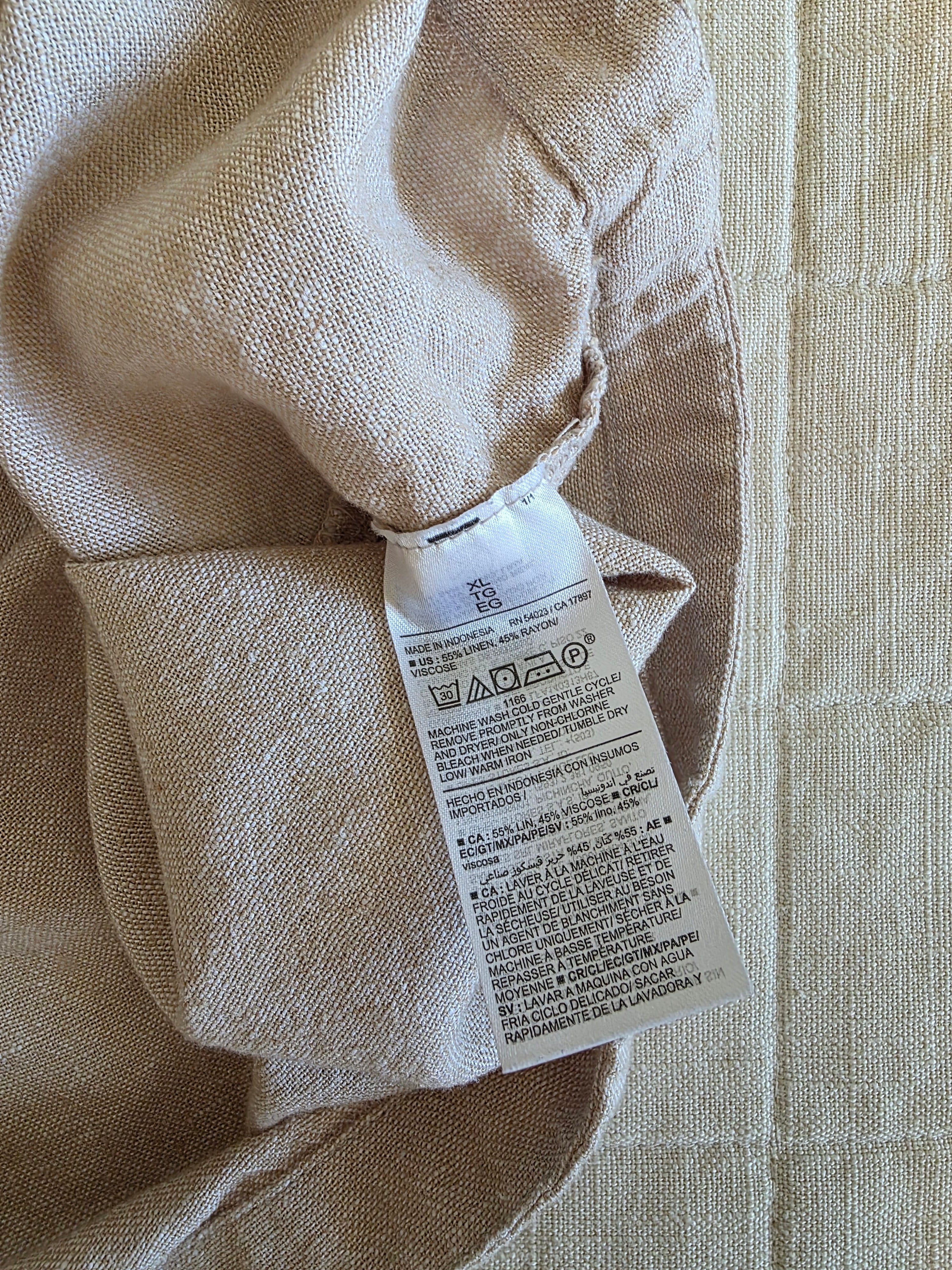 Linen Blend Button Back Tank (XL)