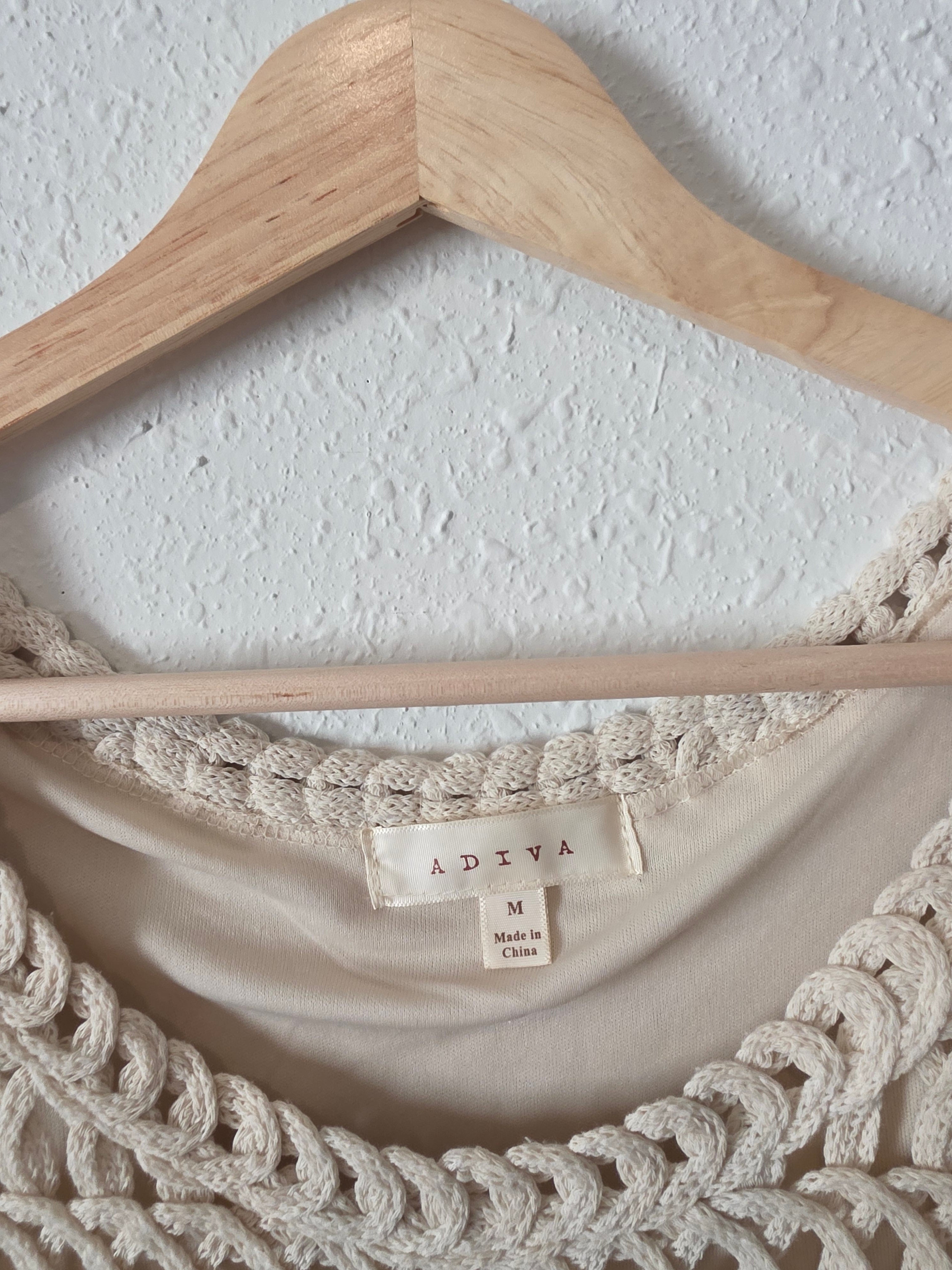 Neutral Crochet Knit Top (M)