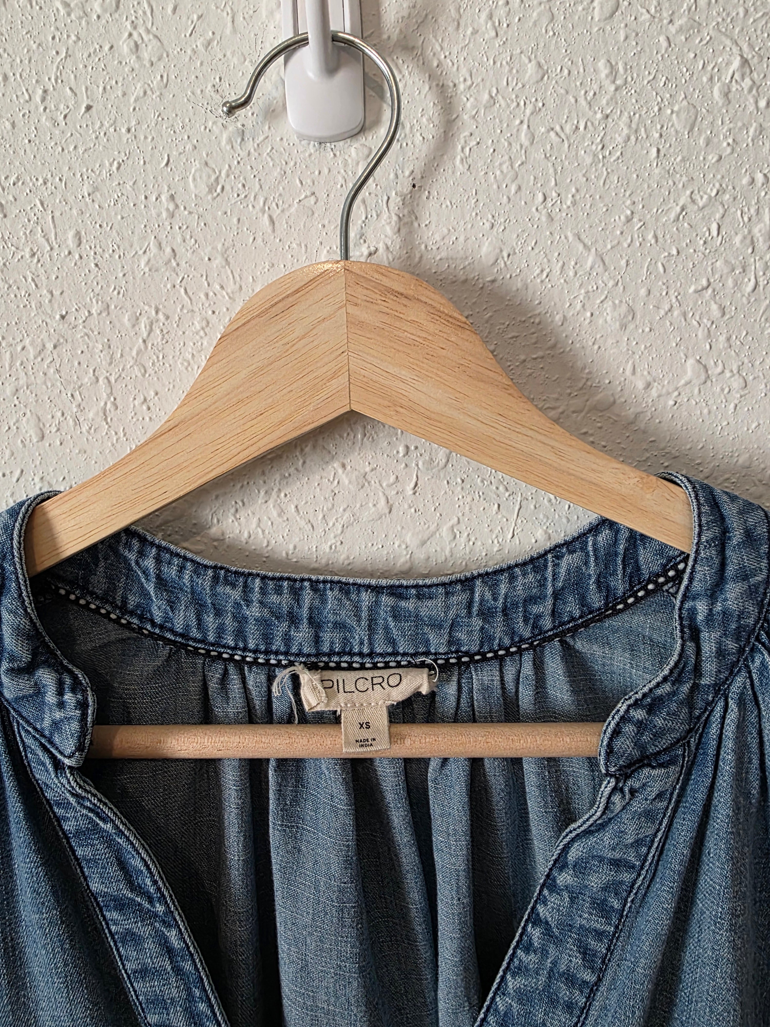 Anthropologie Pilcro Denim V Neck Top (XS)