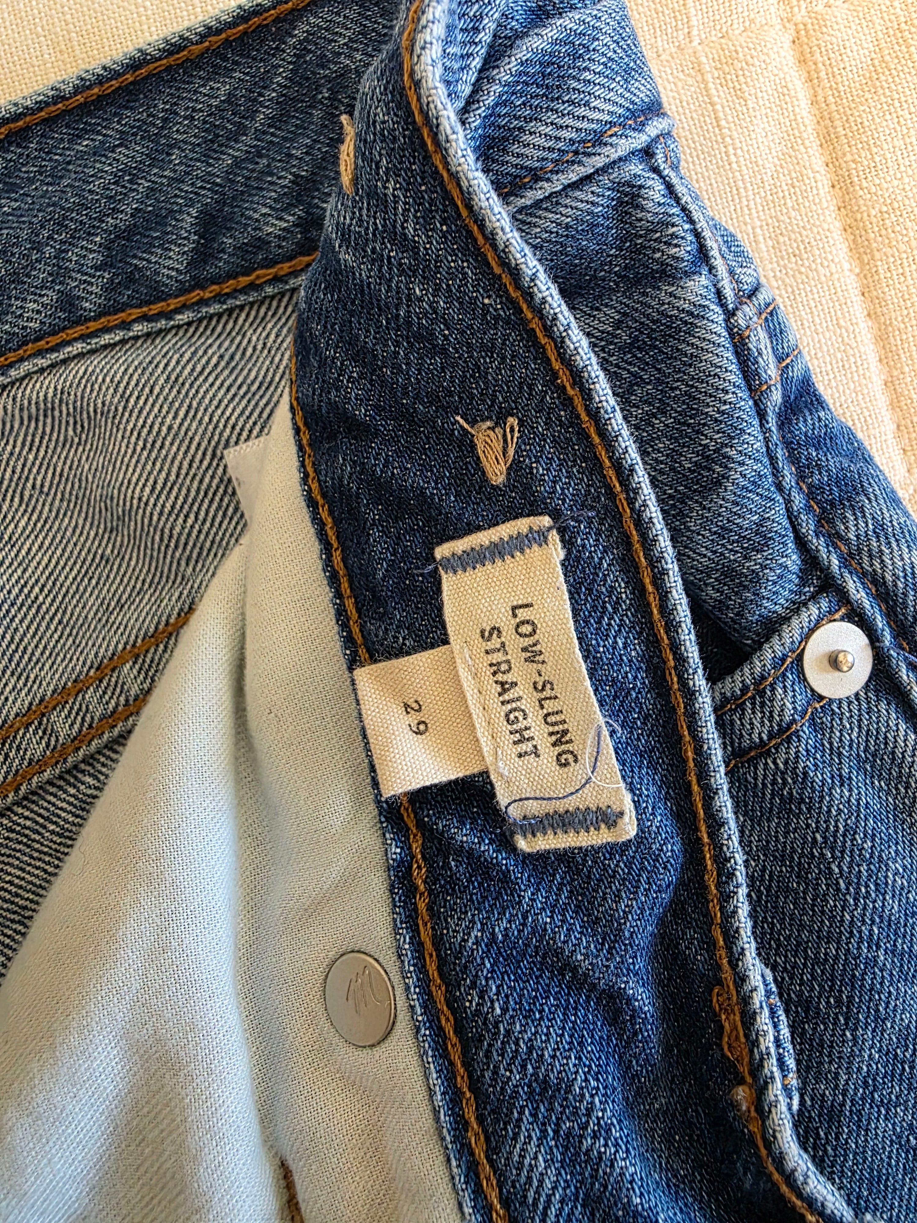 Madewell Low Slung Straight Jeans (29)