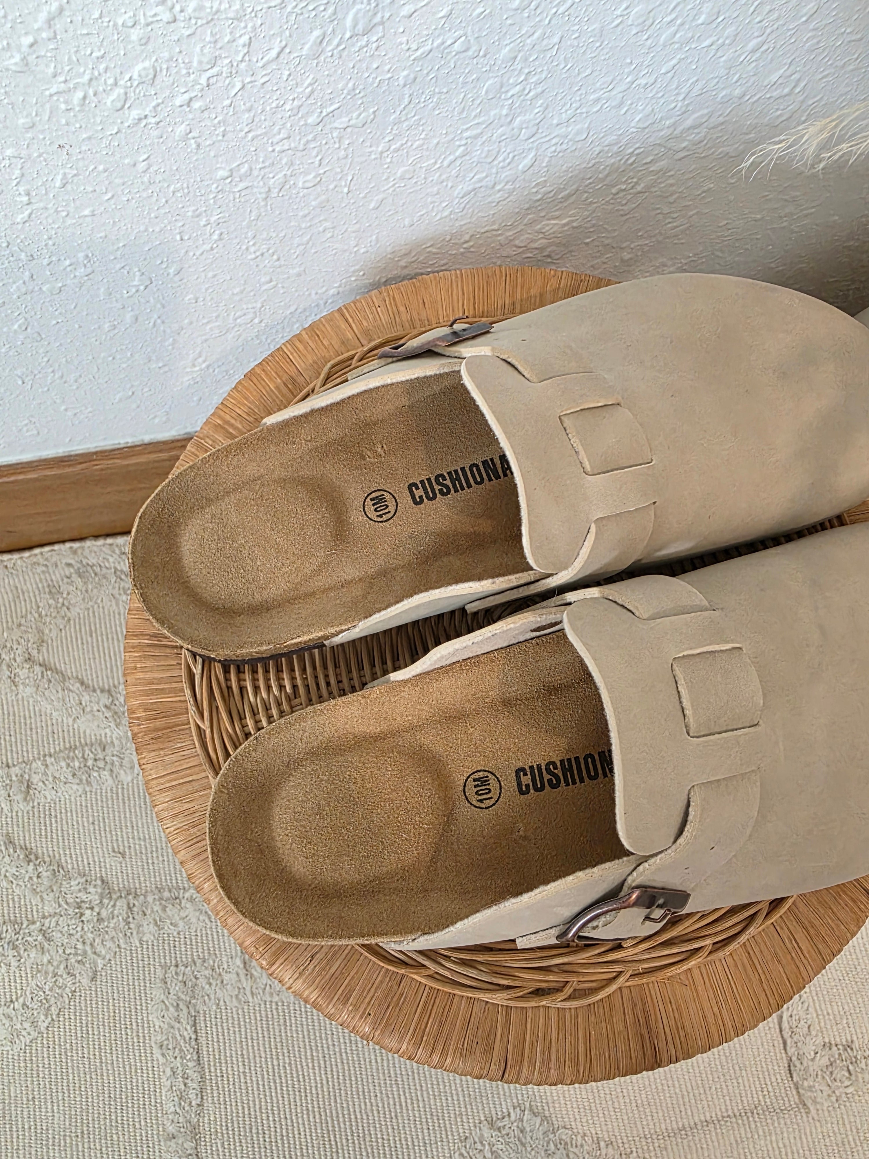 Cushionaire Slip On Clogs (10)