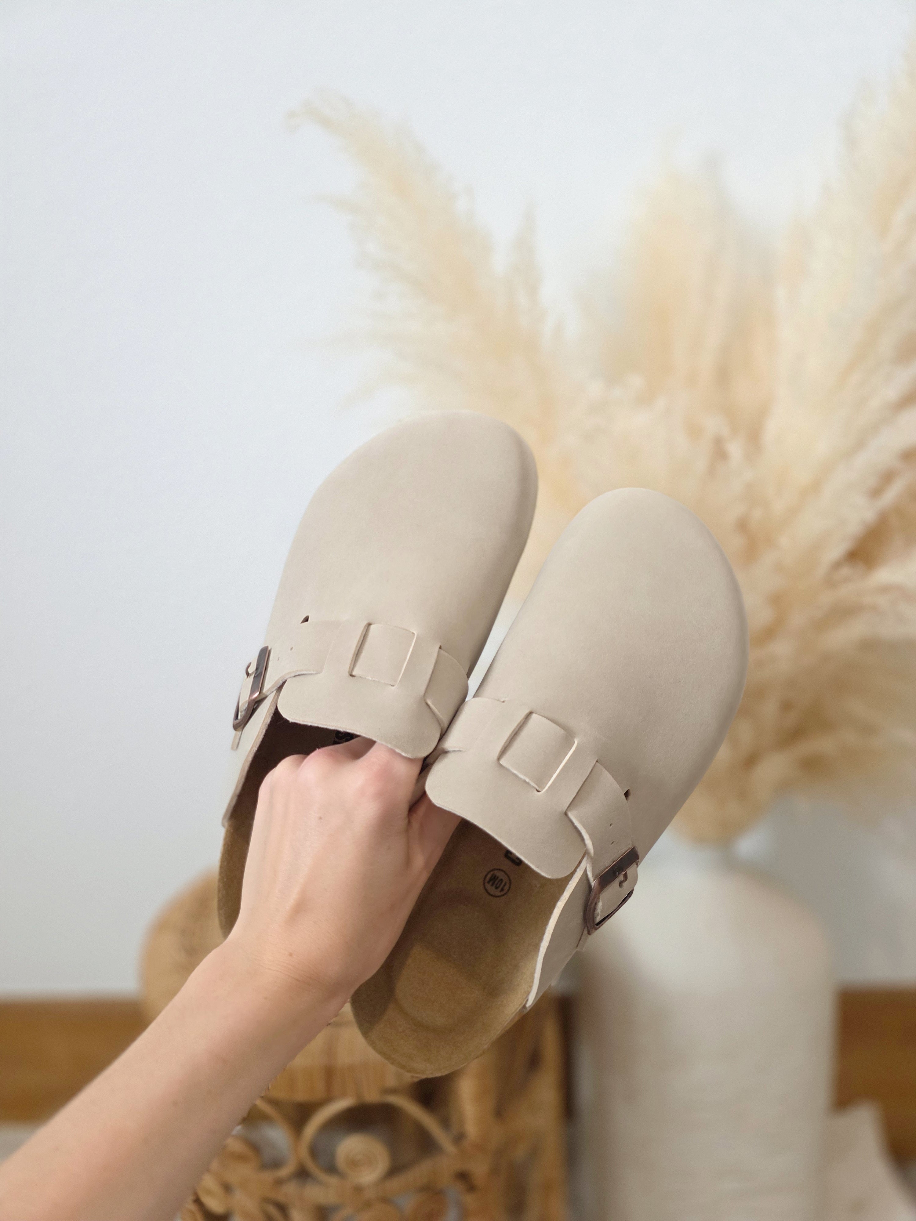Cushionaire Slip On Clogs (10)
