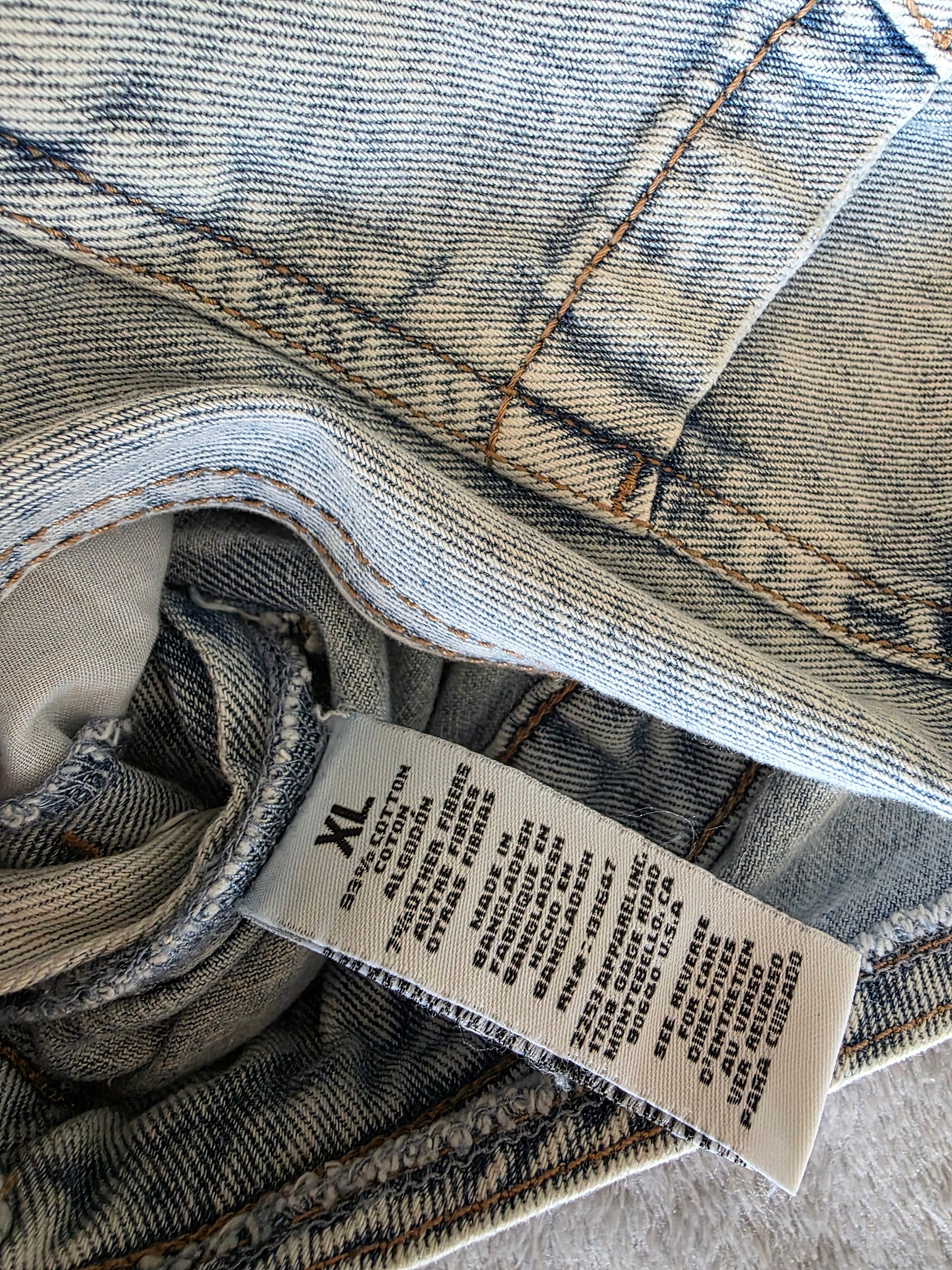 Light Wash Denim Overalls (XL)