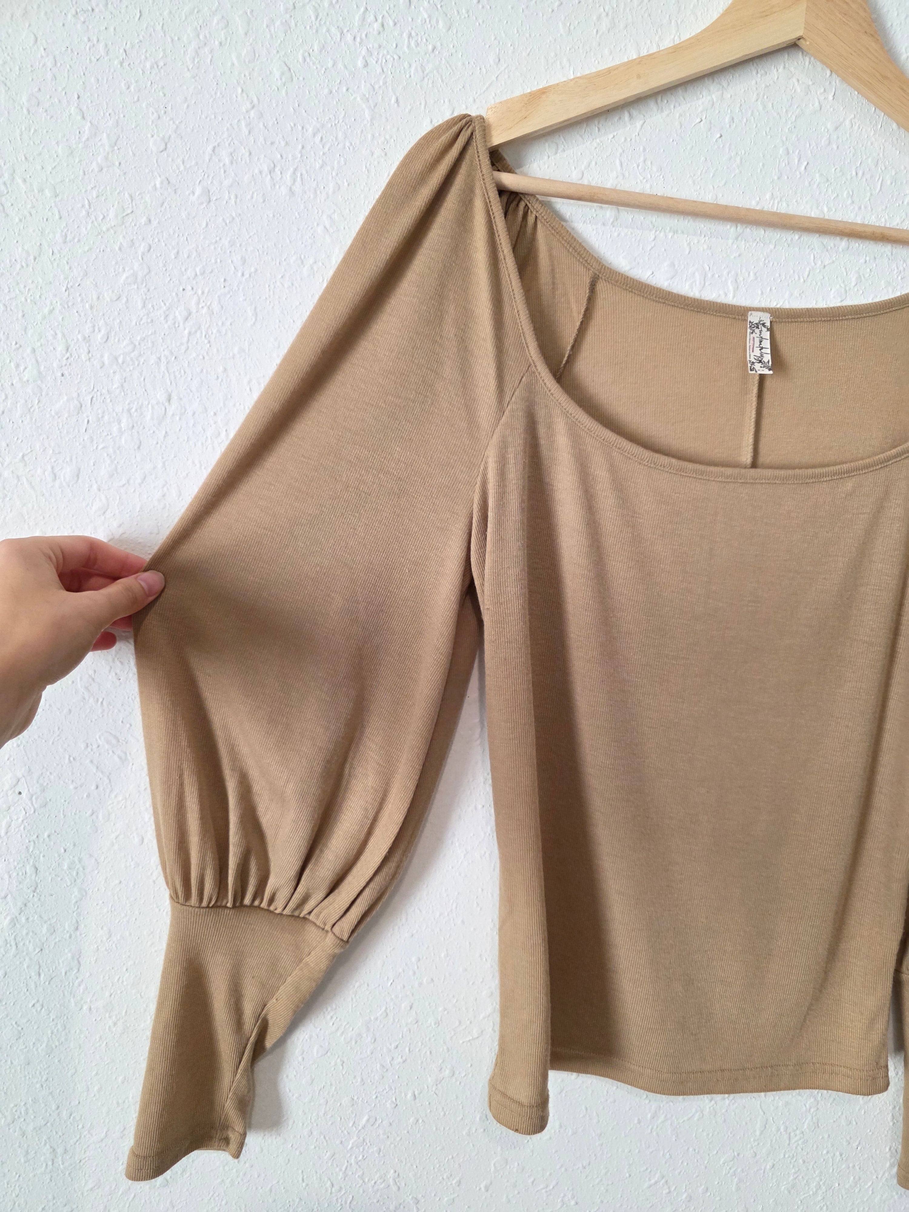 Free People Ribbed Puff Sleeve Top (M)