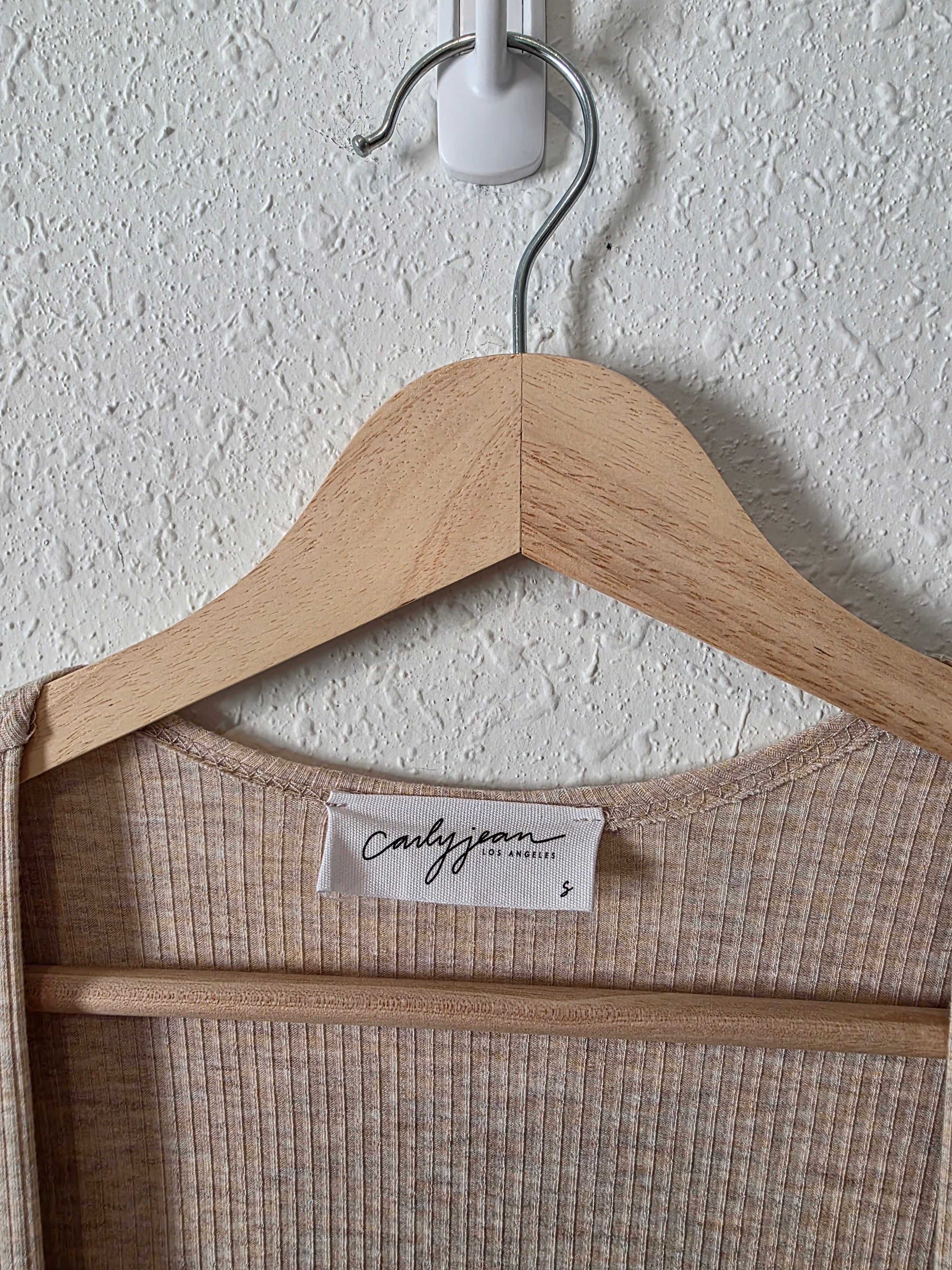 Carly Jean Long Ribbed Cardigan (S)