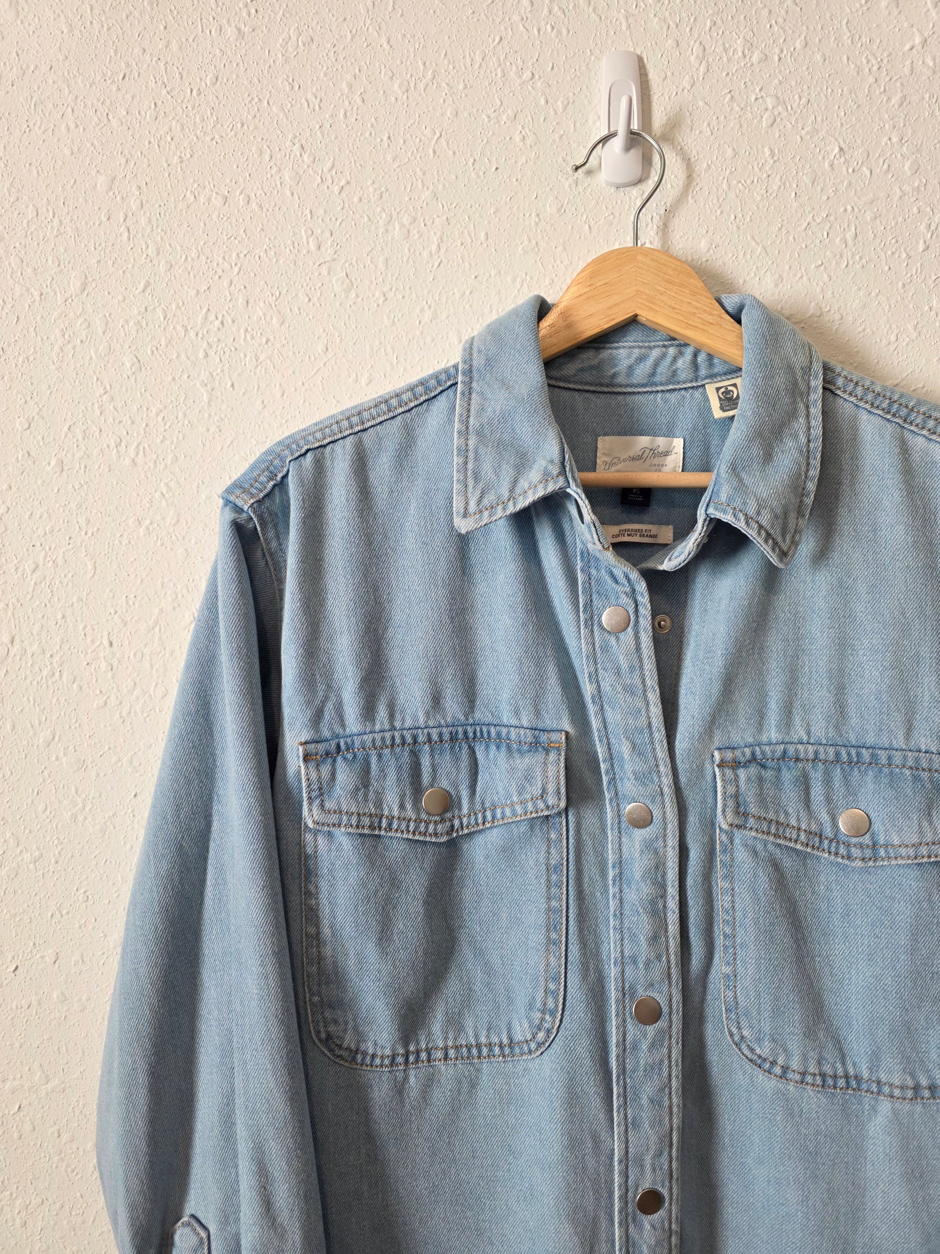 Light Wash Denim Shirt Jacket (XS)