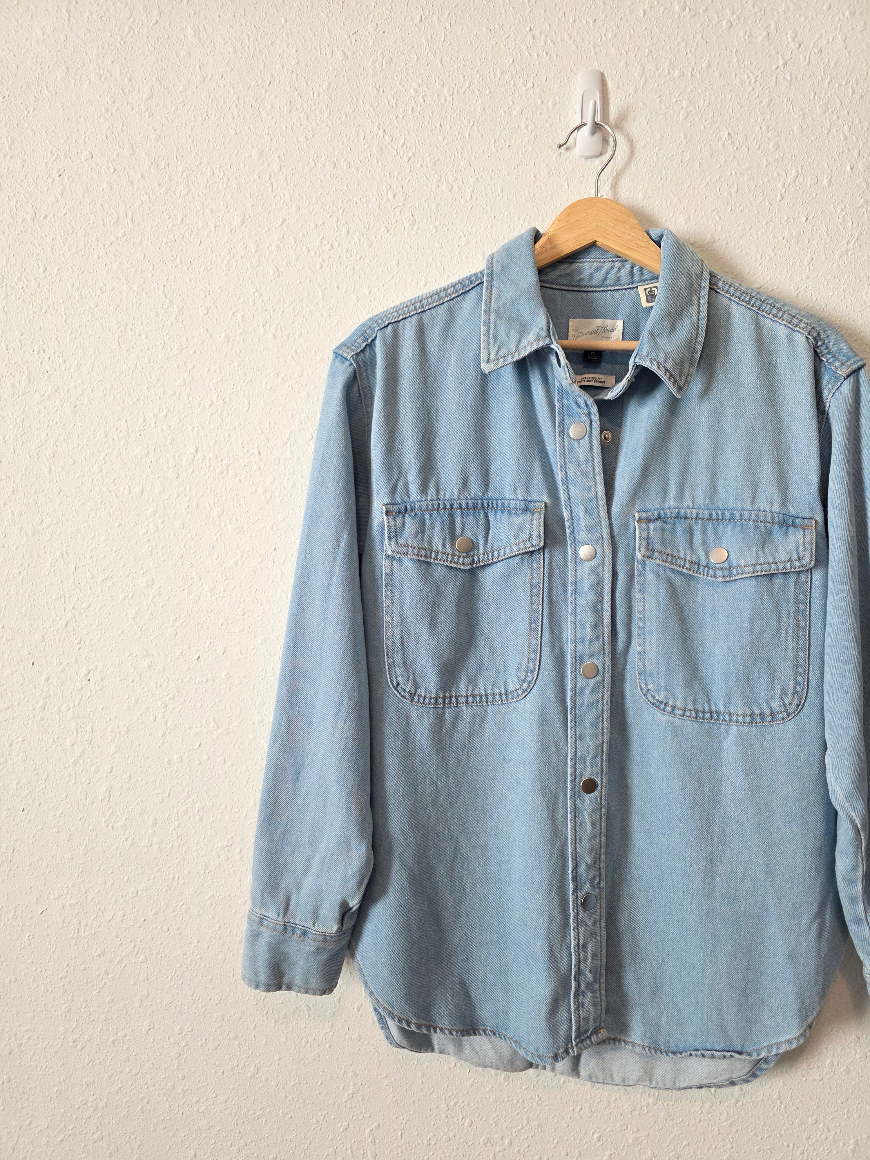 Light Wash Denim Shirt Jacket (XS)