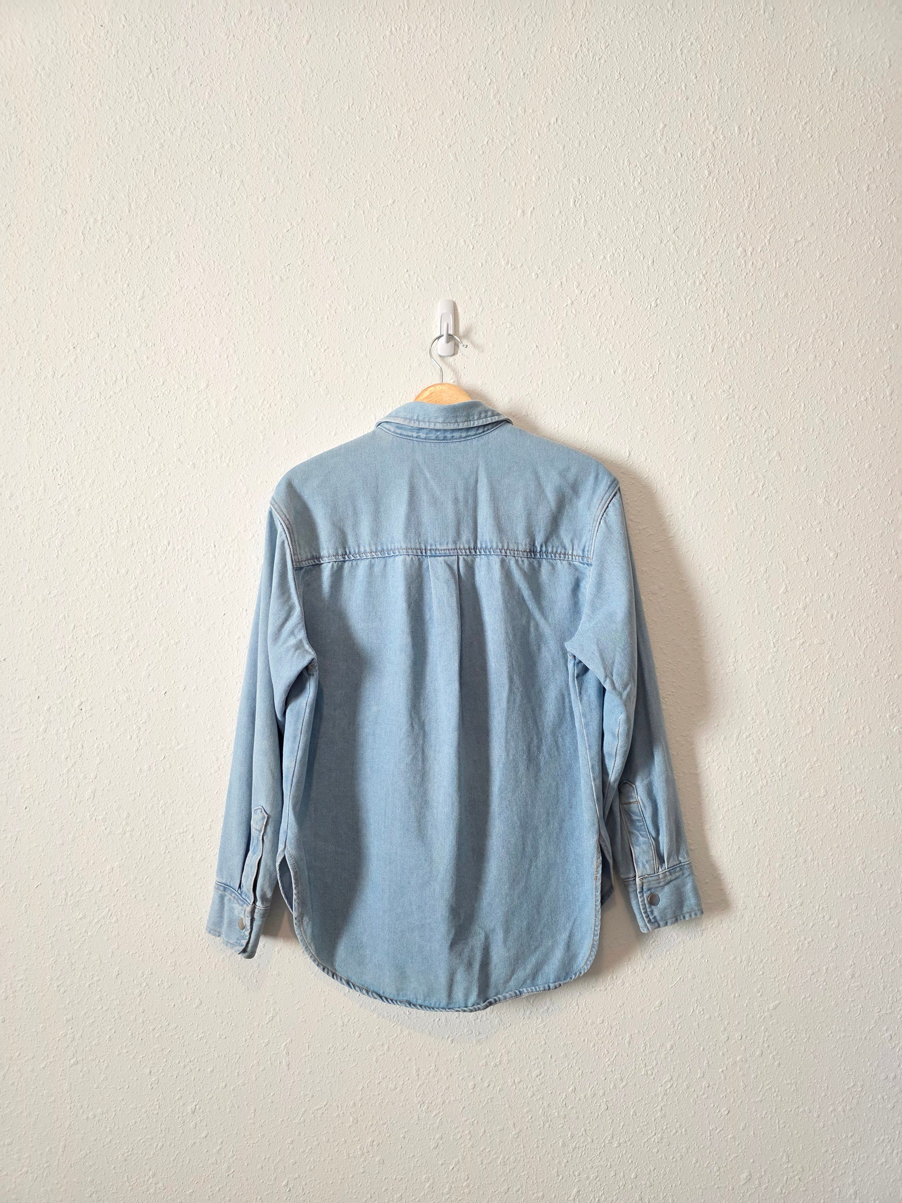 Light Wash Denim Shirt Jacket (XS)