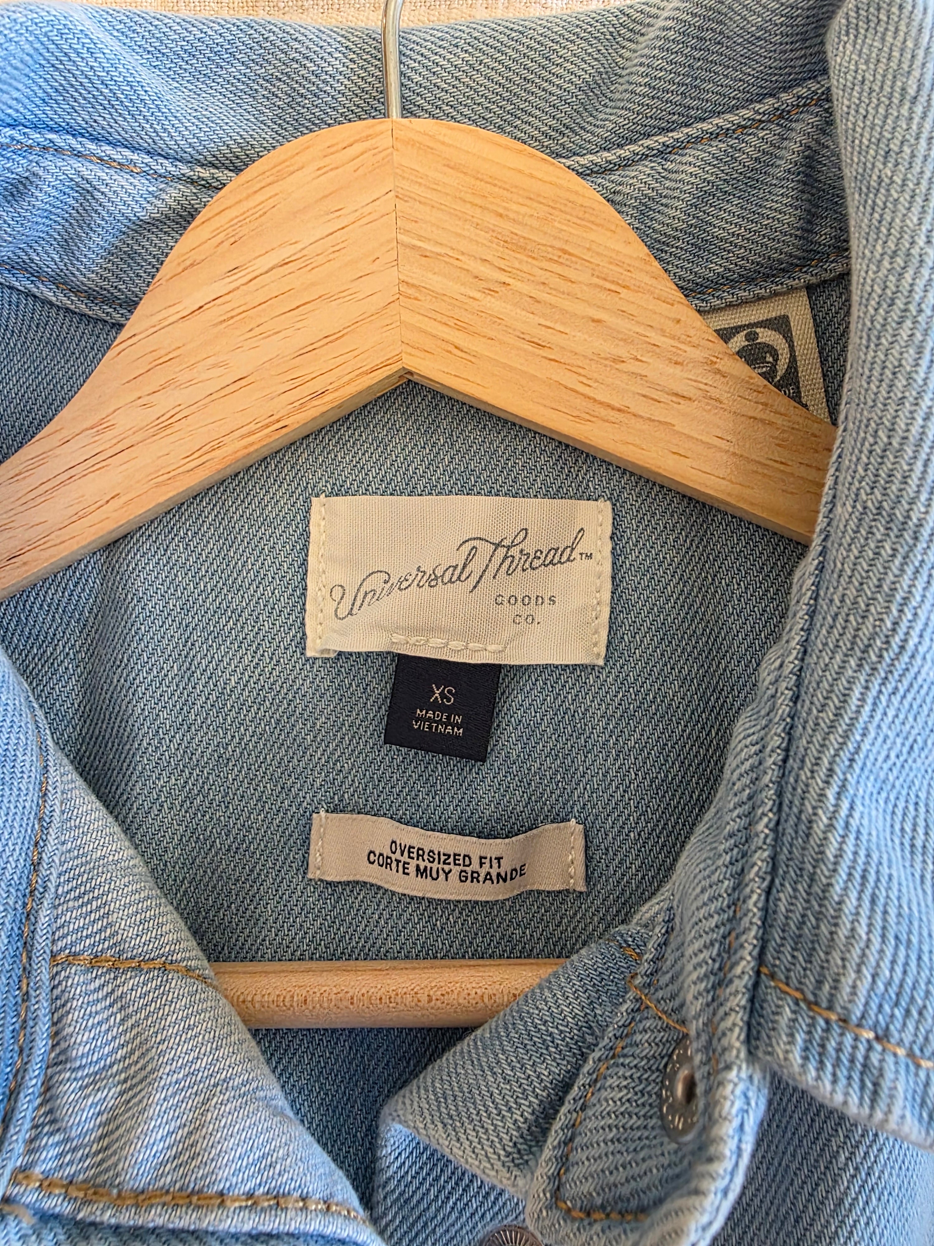 Light Wash Denim Shirt Jacket (XS)