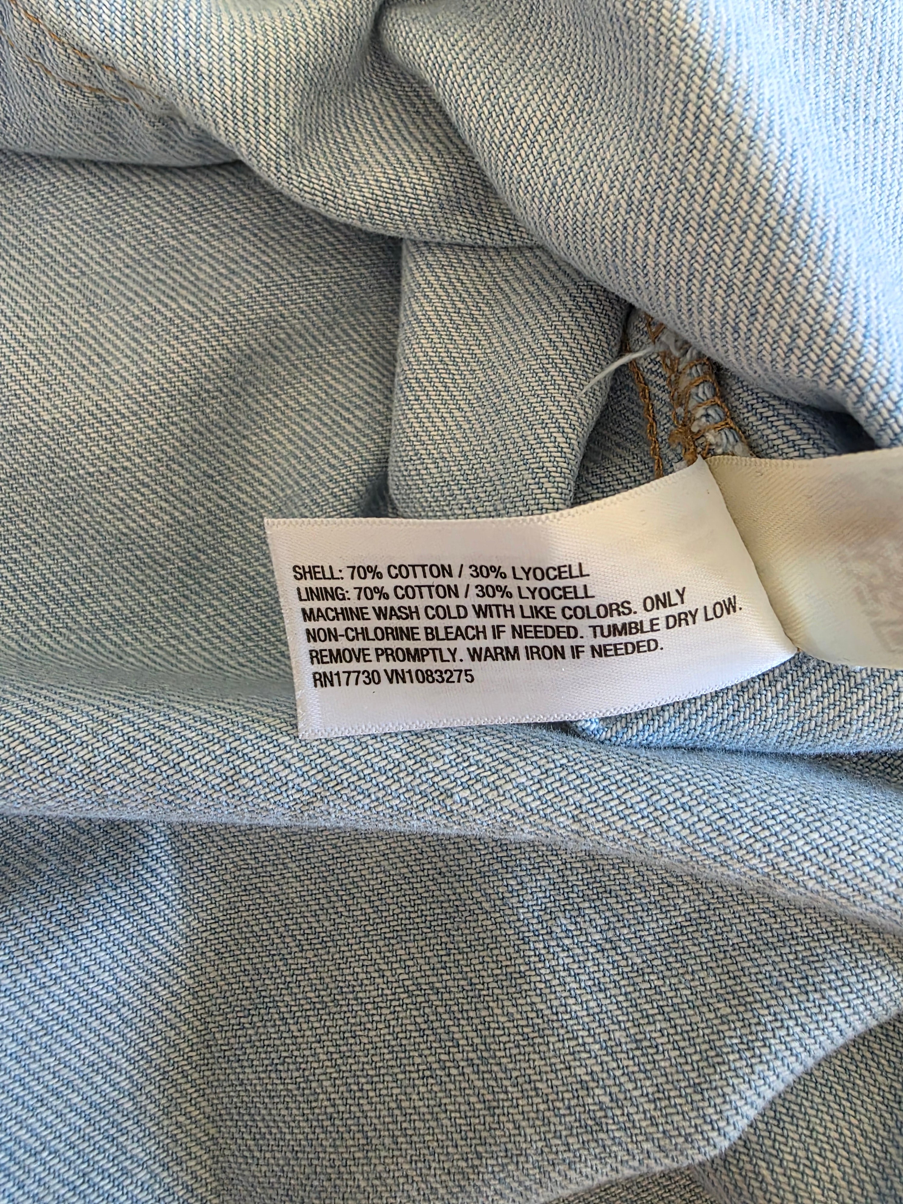 Light Wash Denim Shirt Jacket (XS)