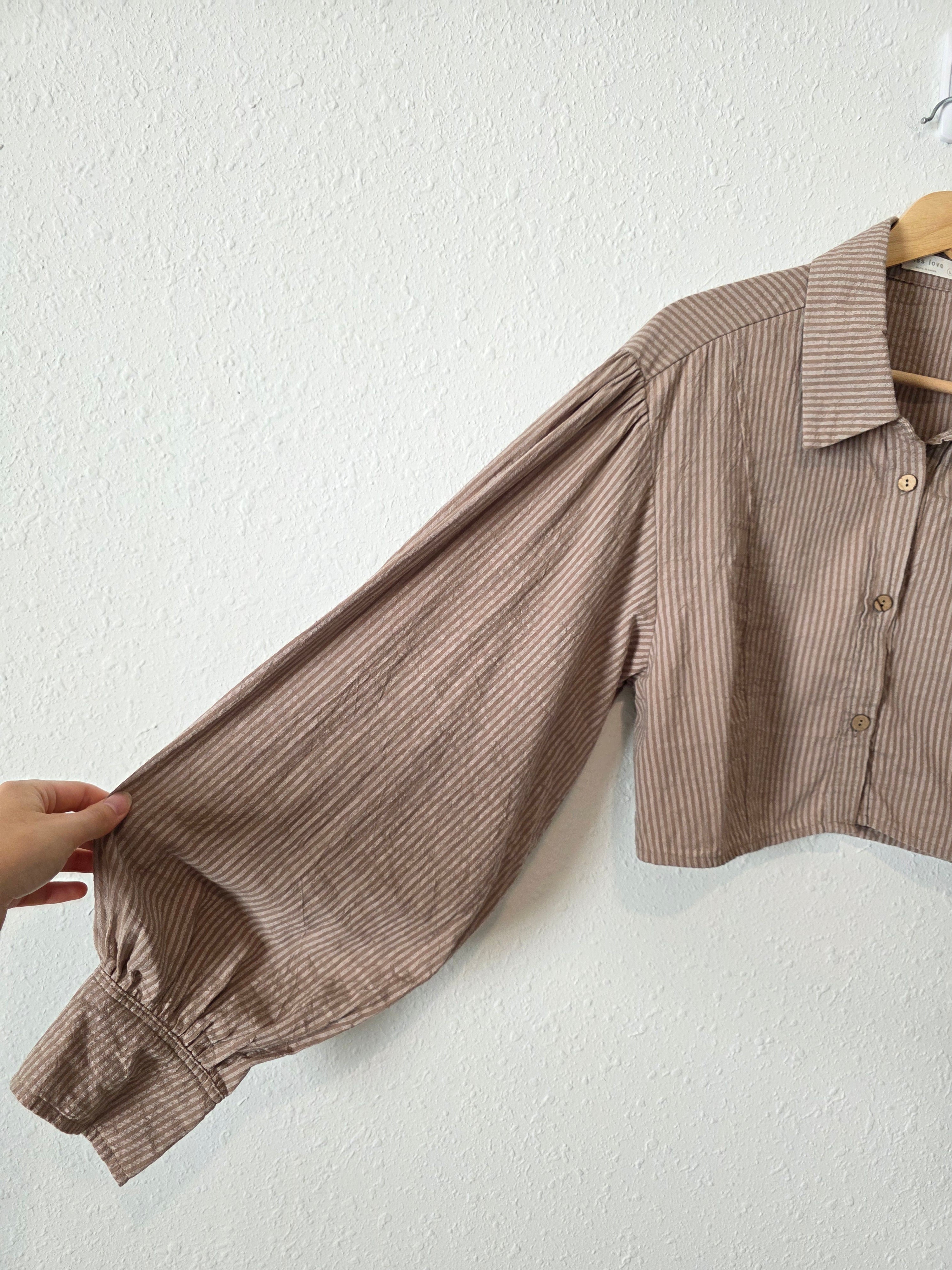 Striped Puff Sleeve Crop Button Up (L)