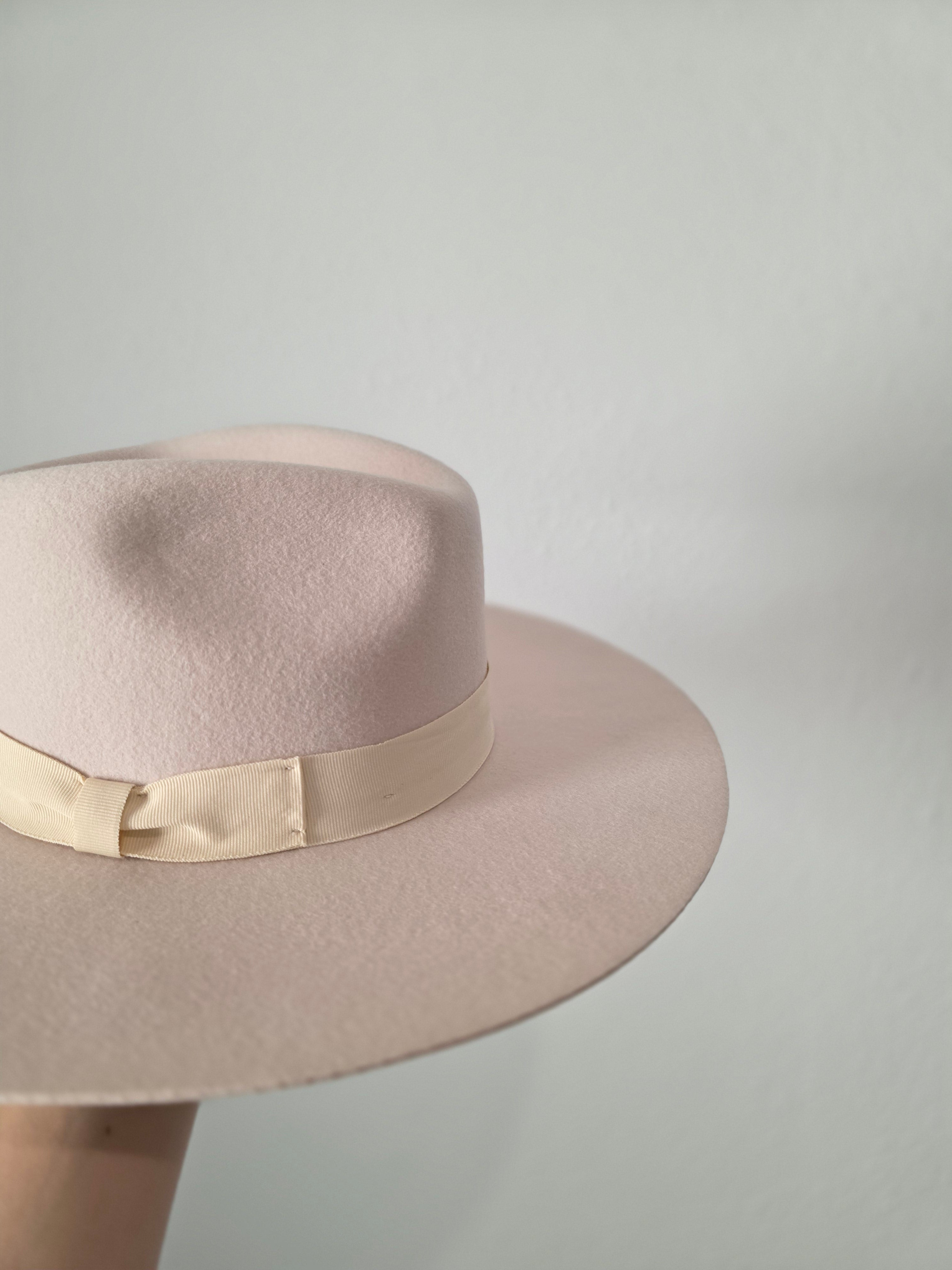 Cream Wool Rancher Hat (OS)