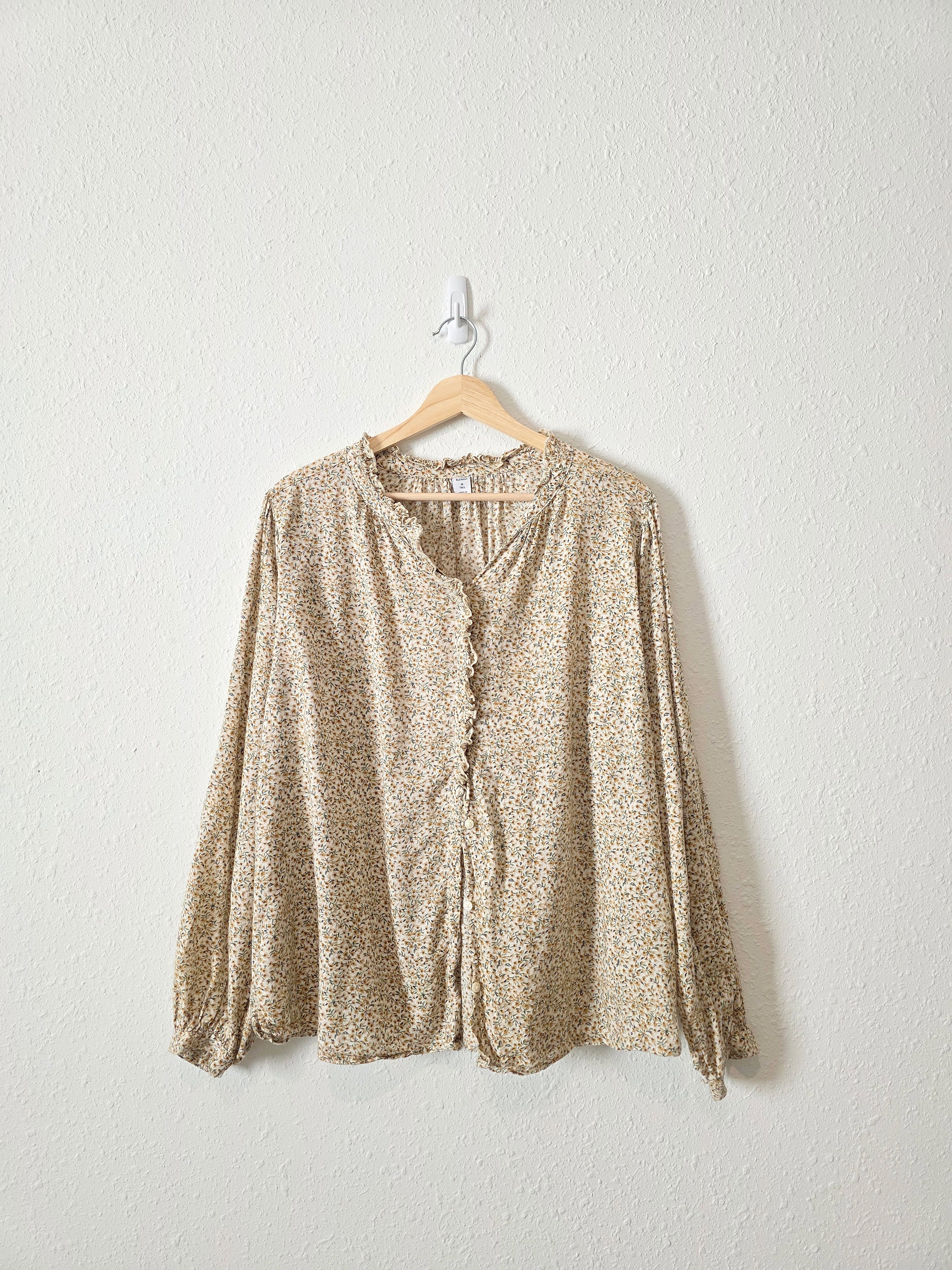Dainty Floral Button Up Blouse (MT)