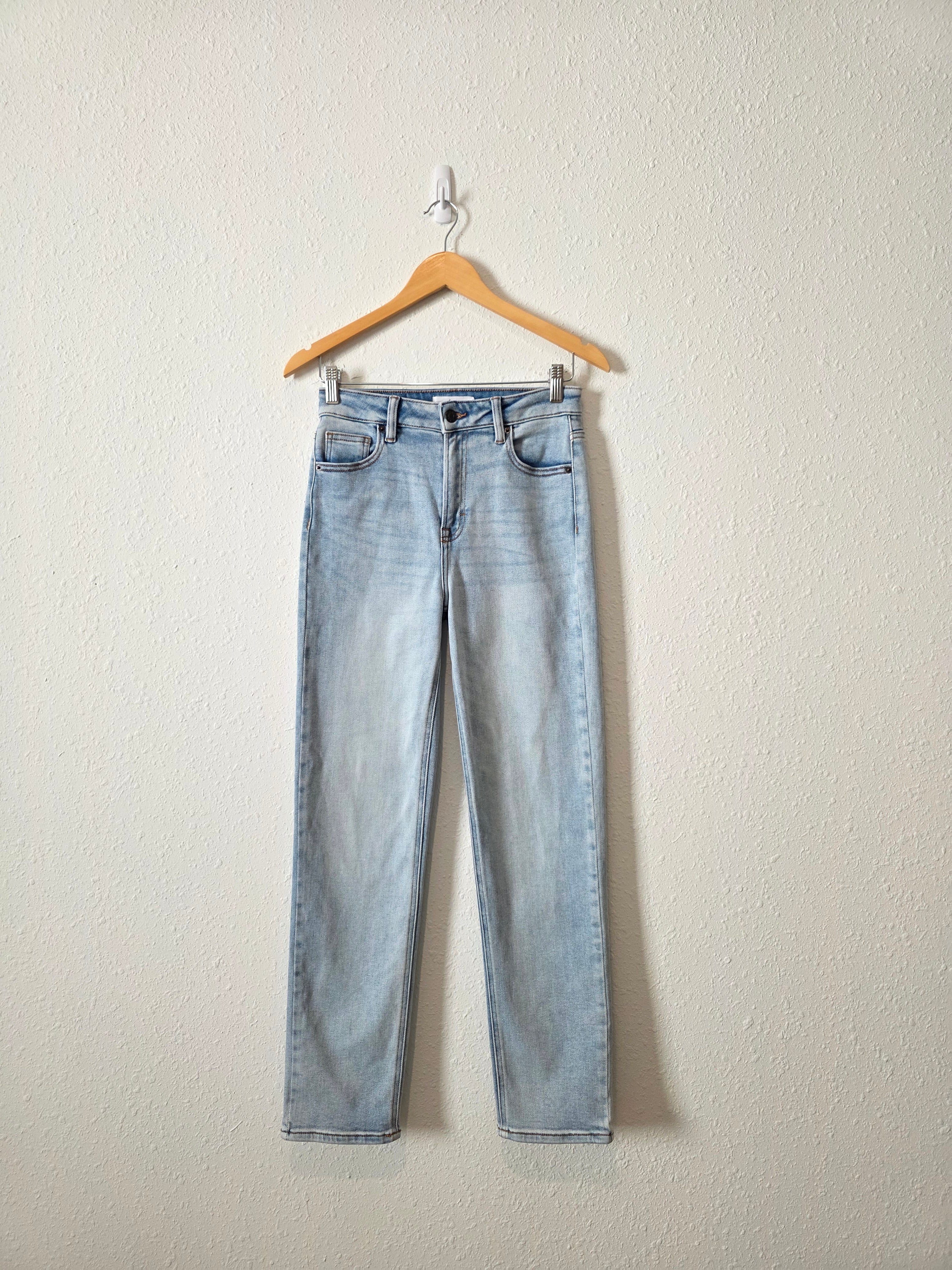 Carly Jean Light Wash Slim Straight Jeans (3)