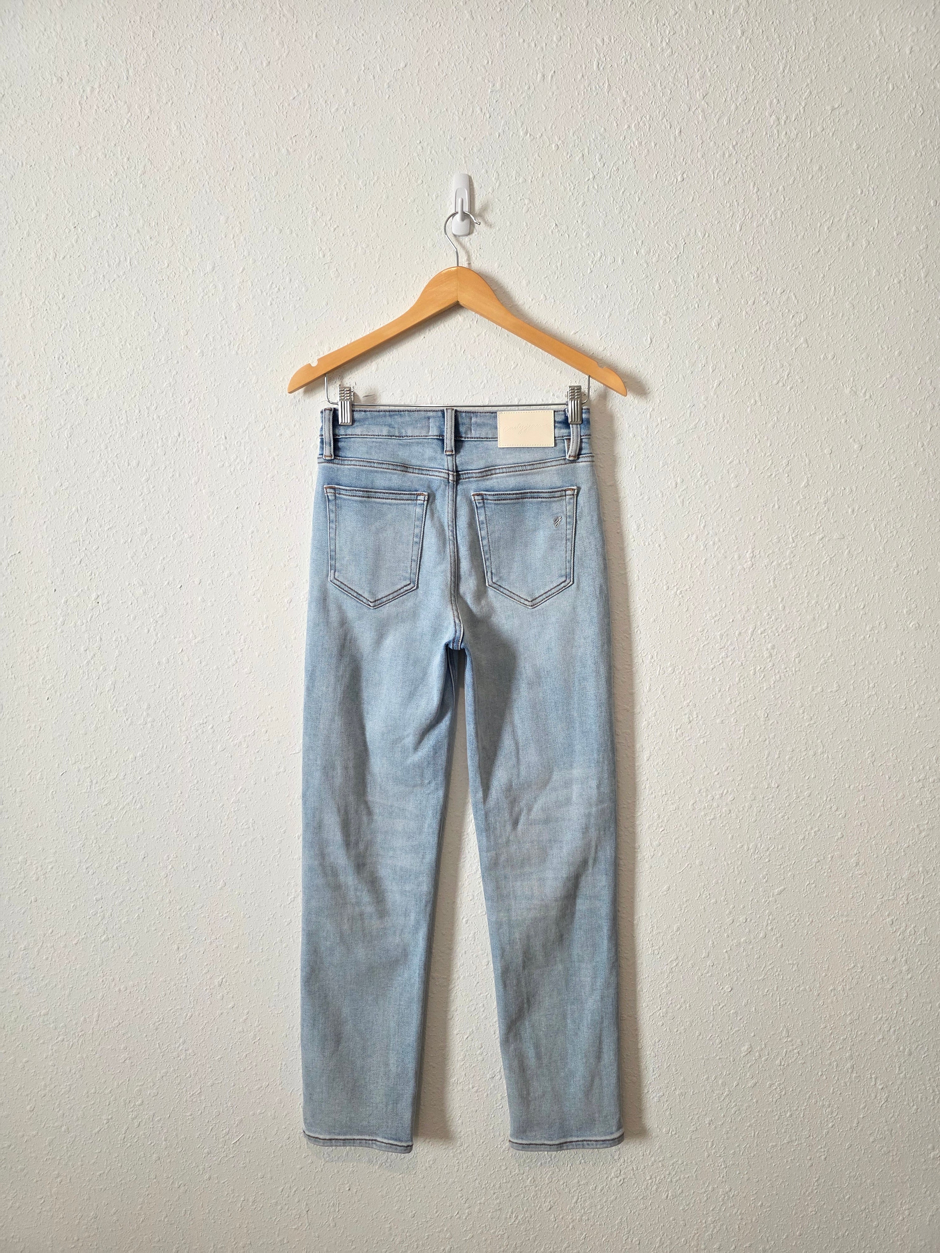Carly Jean Light Wash Slim Straight Jeans (3)