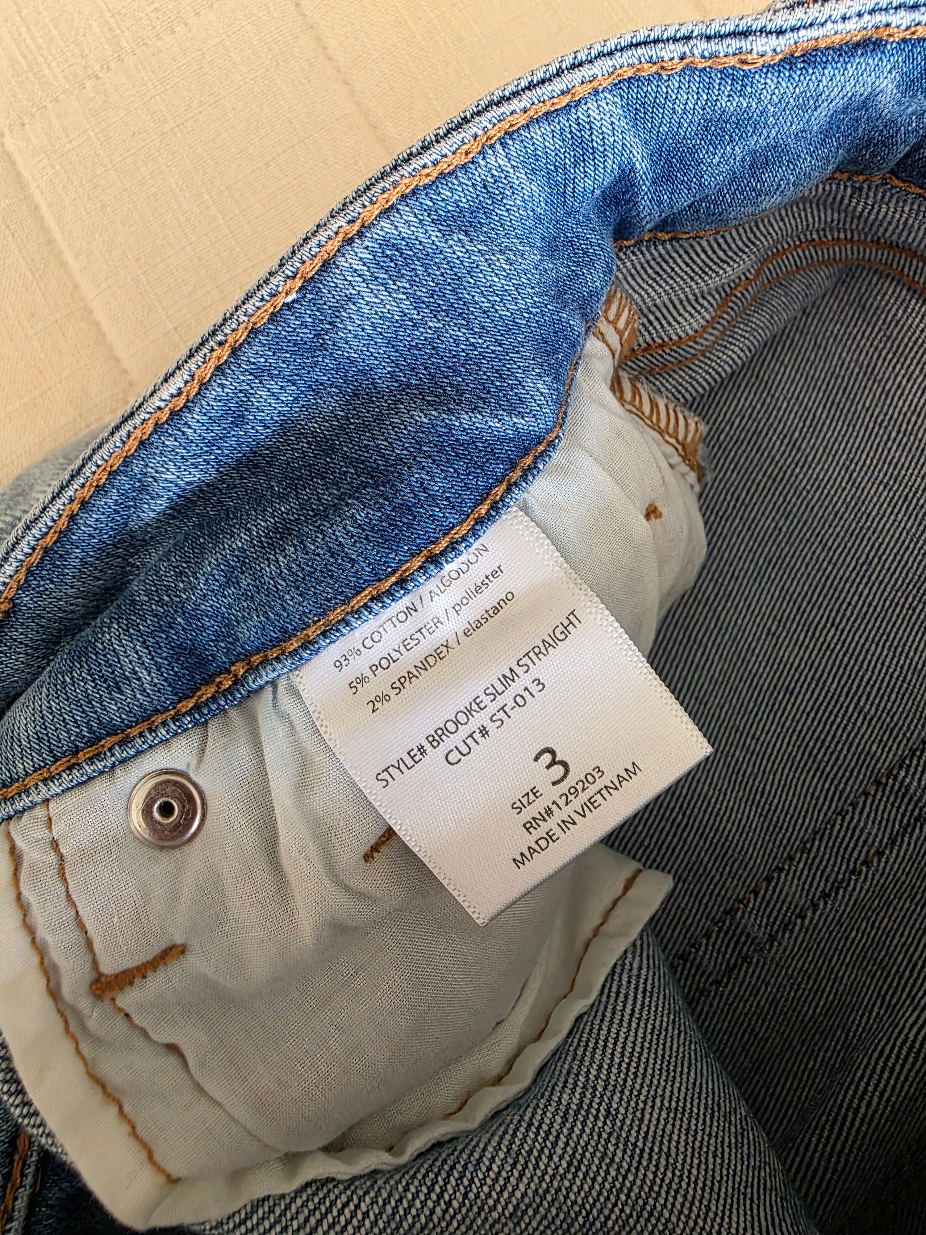 Carly Jean Light Wash Slim Straight Jeans (3)