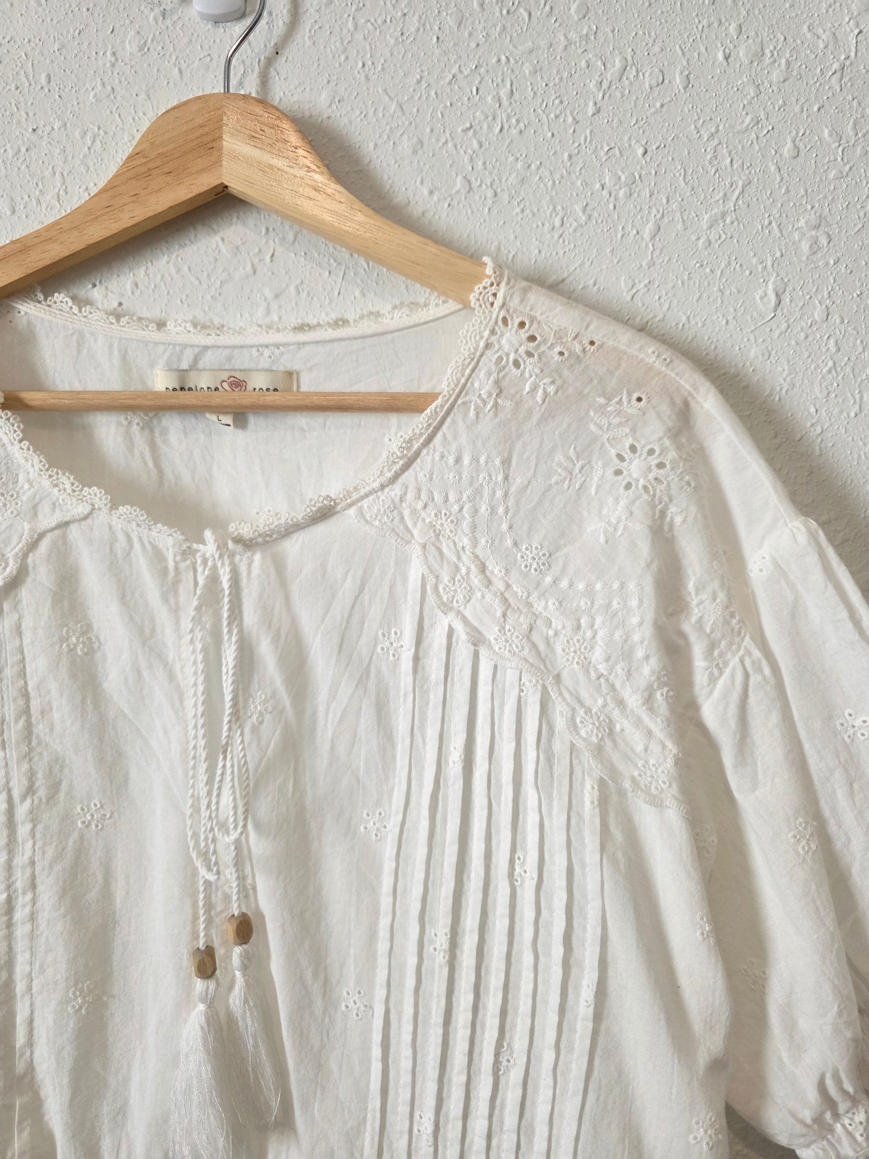 Floral Embroidered Cotton Blouse (L)