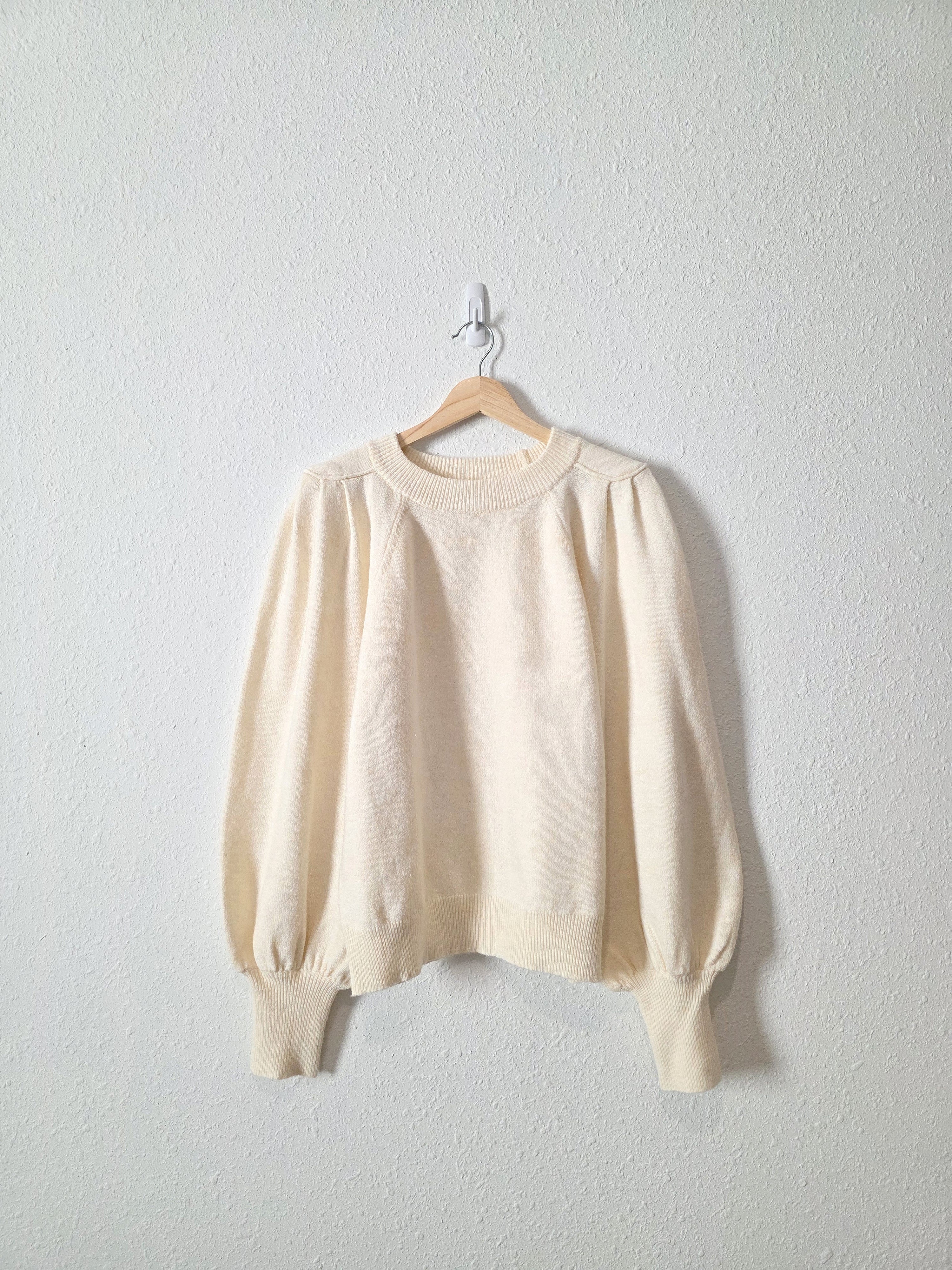 Cream Puff Sleeve Sweater (L)